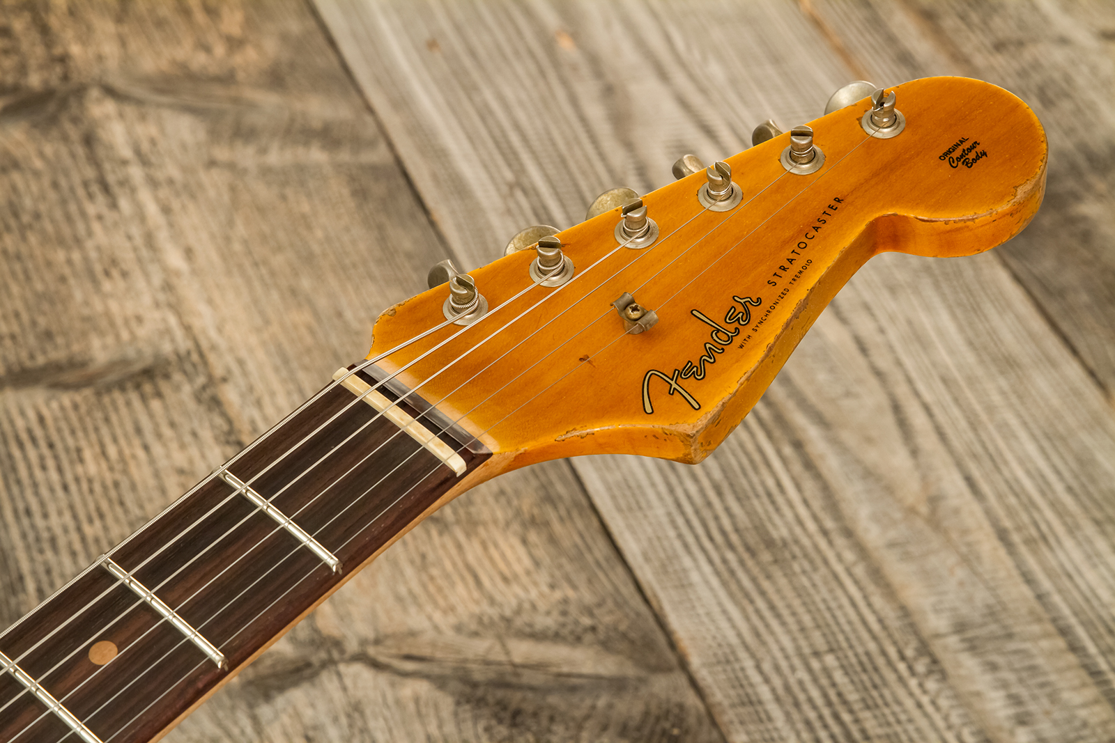 Fender Custom Shop Strat 1961 Bone Tone 3s Trem #cz584251 - Super Heavy Relic 3-color Sunburst - Guitarra eléctrica con forma de str. - Variation 7
