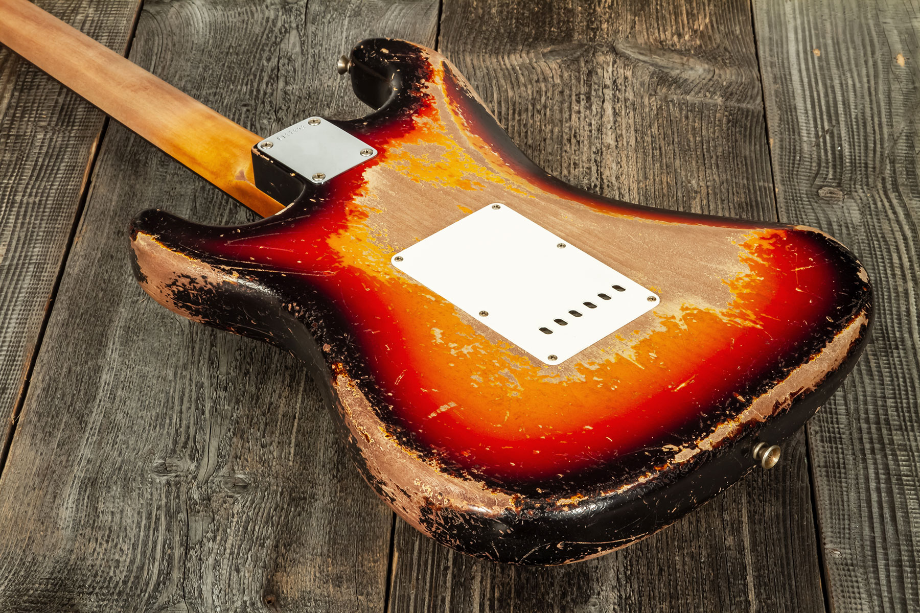 Fender Custom Shop Strat 1961 Masterbuilt K.mcmillin 3s Trem Rw #r127893 - Ultimate Relic 3-color Sunburst - Guitarra eléctrica con forma de str. - Va