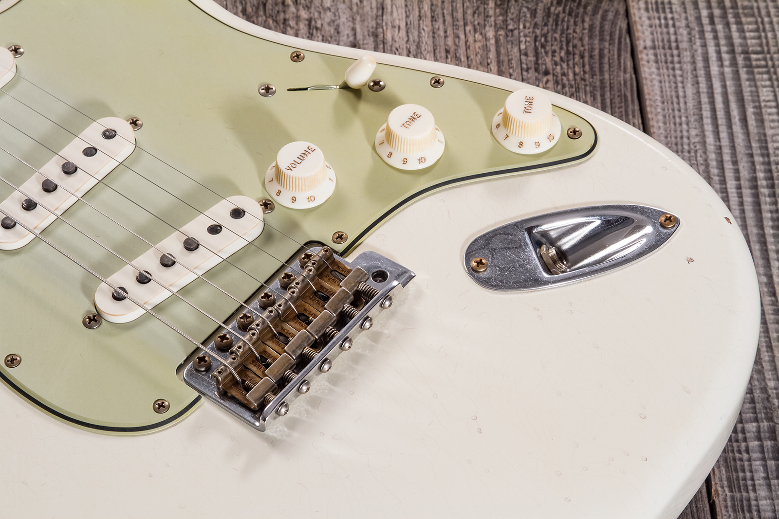 Fender Custom Shop Strat 1962/63 3s Trem Rw #cz565163 - Journeyman Relic Olympic White - Guitarra eléctrica con forma de str. - Variation 4