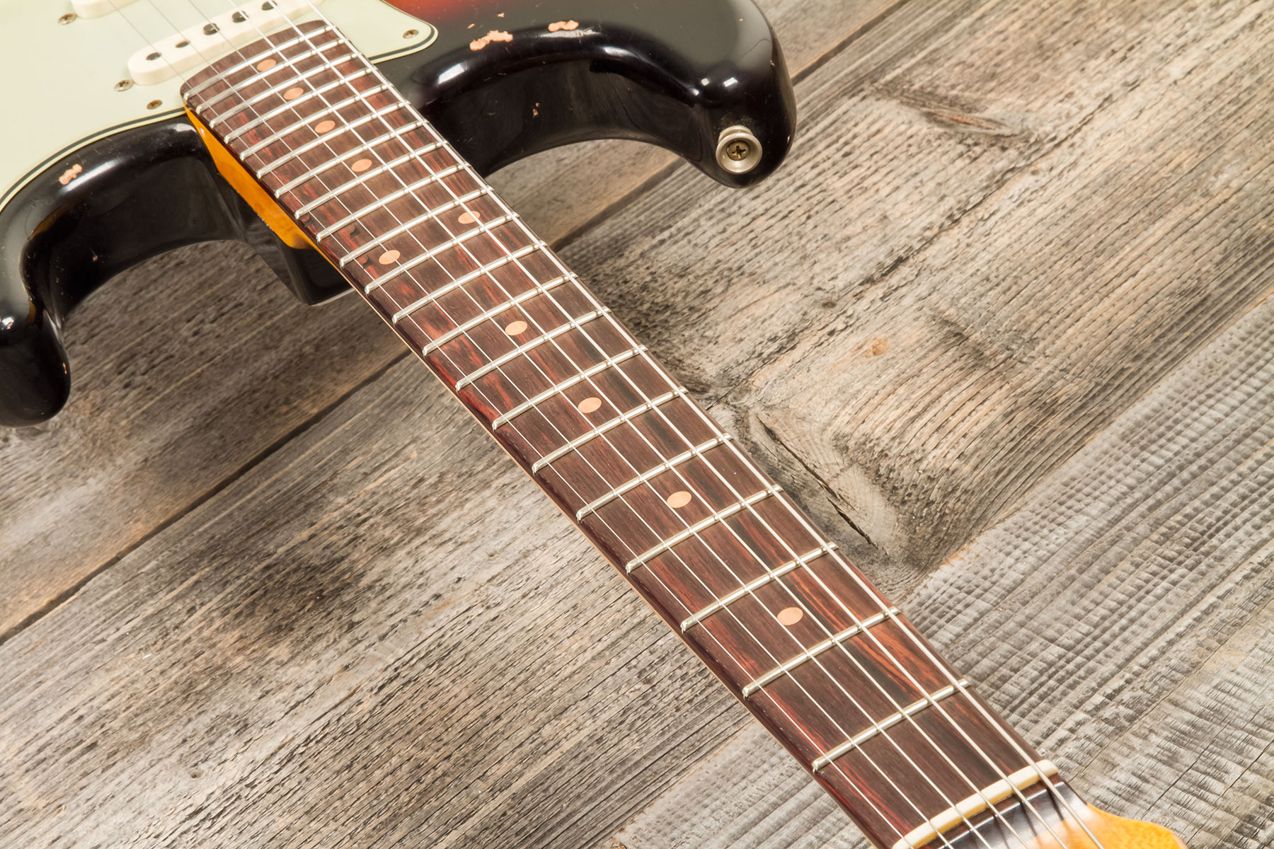 Fender Custom Shop Strat 1962 6s Trem Rw #cz580826 - Heavy Relic 3-color Sunburst - Guitarra eléctrica con forma de str. - Variation 5
