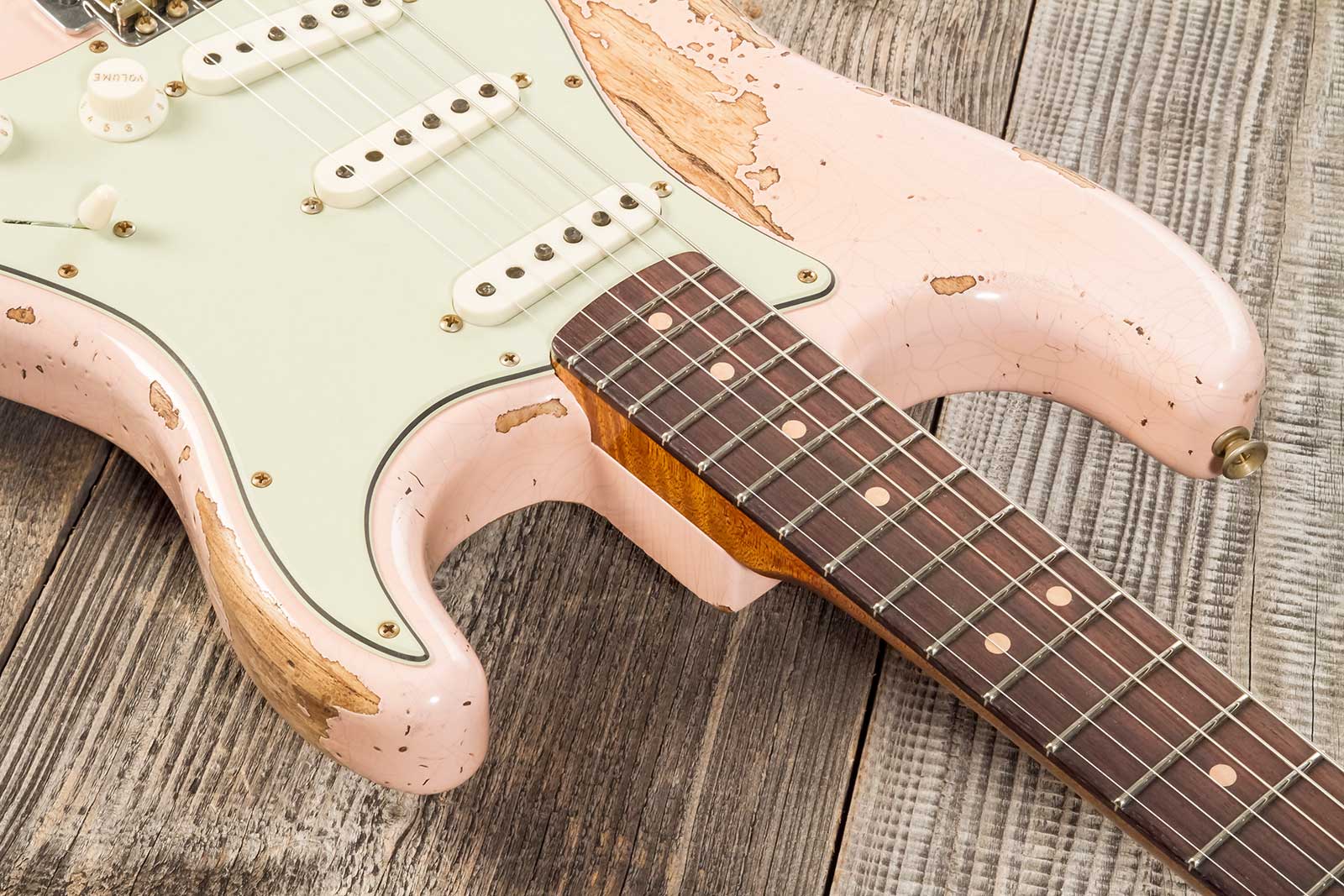Fender Custom Shop Strat 1963 3s Trem Rw #r136150 - Super Heavy Relic Shell Pink - Guitarra eléctrica con forma de str. - Variation 5