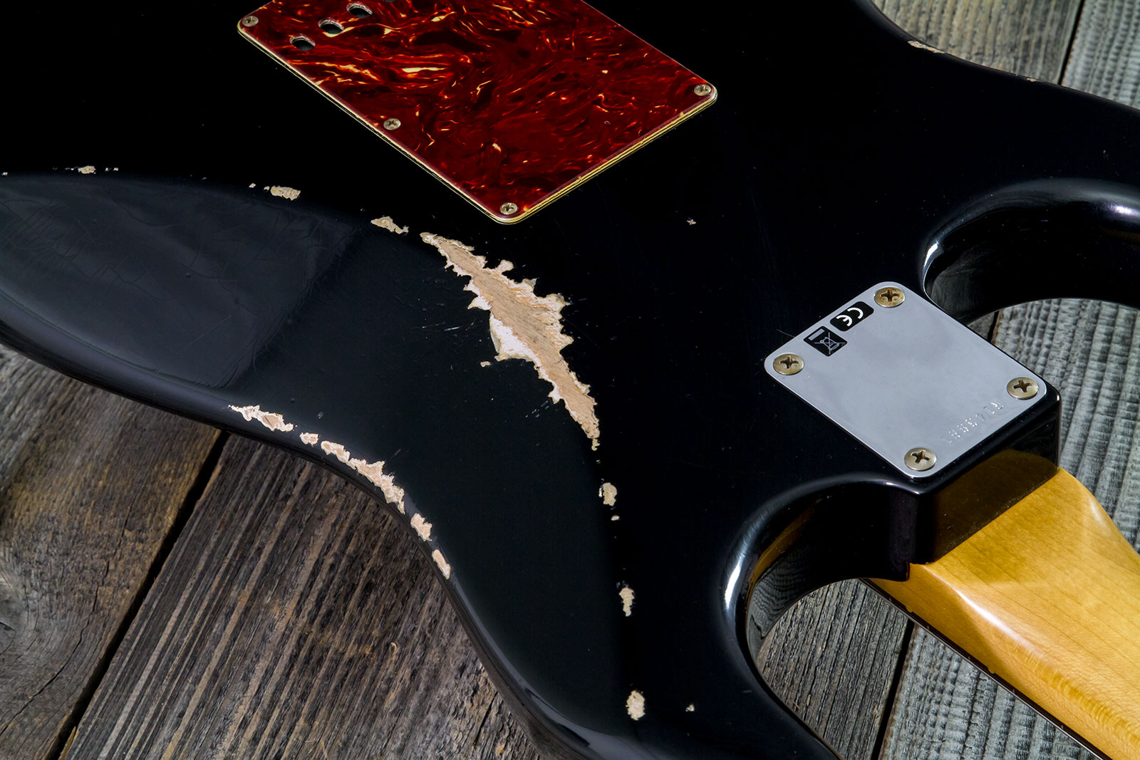 Fender Custom Shop Strat 1963 3s Trem Rw #r143861 - Relic Black O. Hle Gold - Guitarra eléctrica con forma de str. - Variation 9