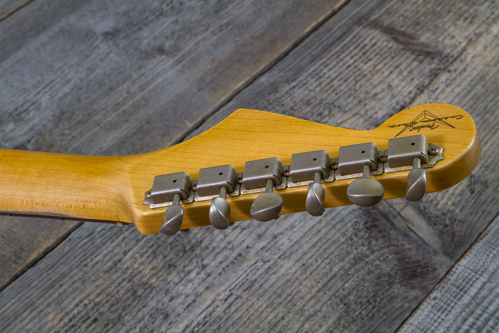 Fender Custom Shop Strat 1963 3s Trem Rw #r143861 - Relic Black O. Hle Gold - Guitarra eléctrica con forma de str. - Variation 11