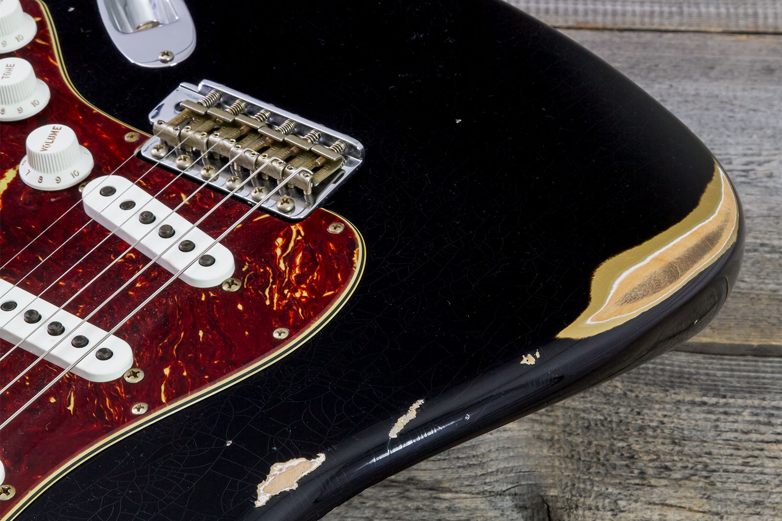 Fender Custom Shop Strat 1963 3s Trem Rw #r143861 - Relic Black O. Hle Gold - Guitarra eléctrica con forma de str. - Variation 3