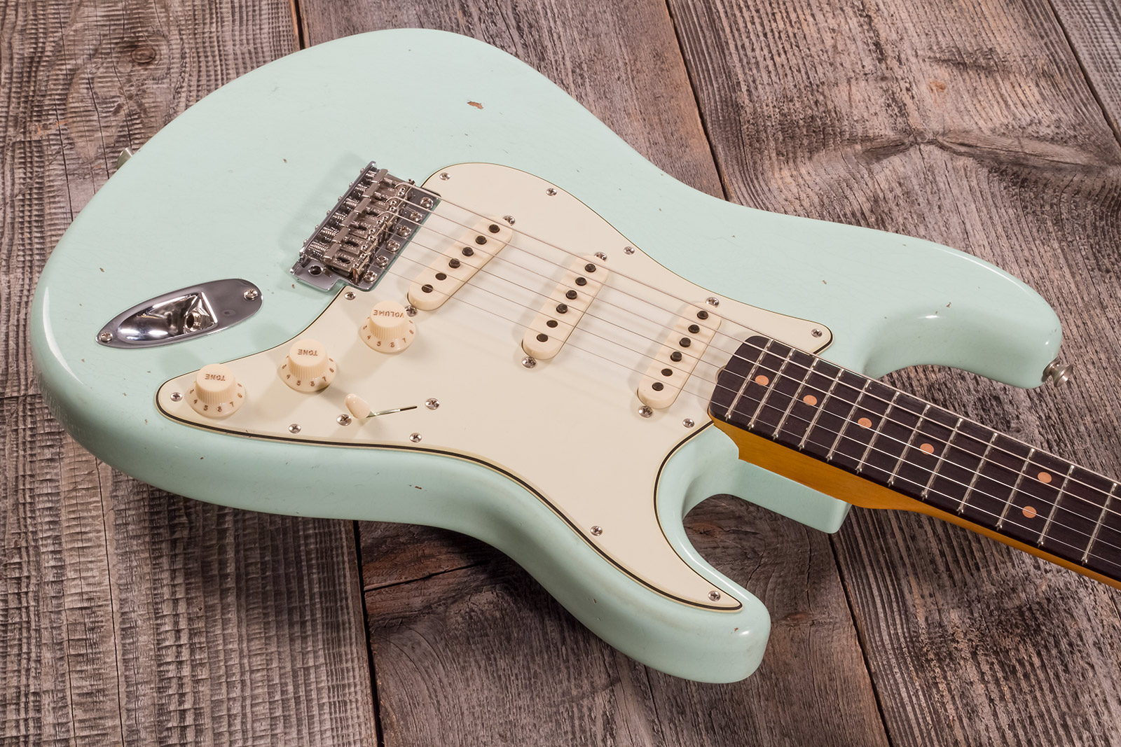 Fender Custom Shop Strat 1964 3s Trem Rw #cz570381 - Journeyman Relic Aged Surf Green - Guitarra eléctrica con forma de str. - Variation 2
