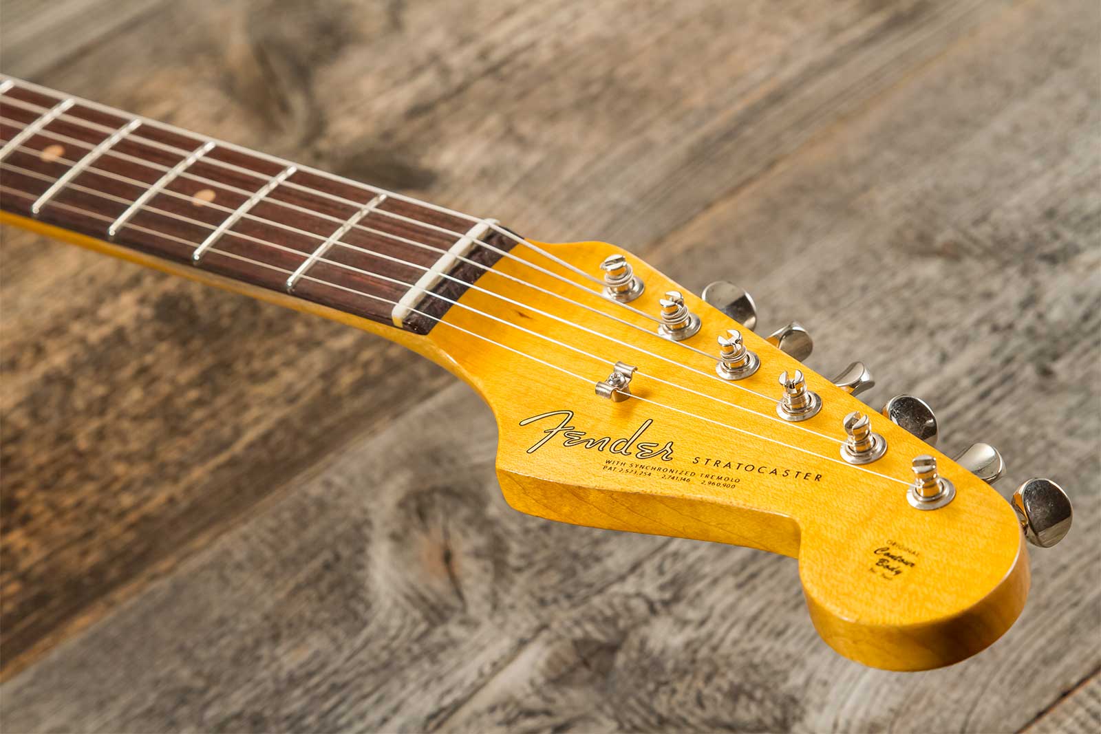 Fender Custom Shop Strat 1964 3s Trem Rw #cz579859 - Journey Man Relic Aged Surf Green - Guitarra eléctrica con forma de str. - Variation 8