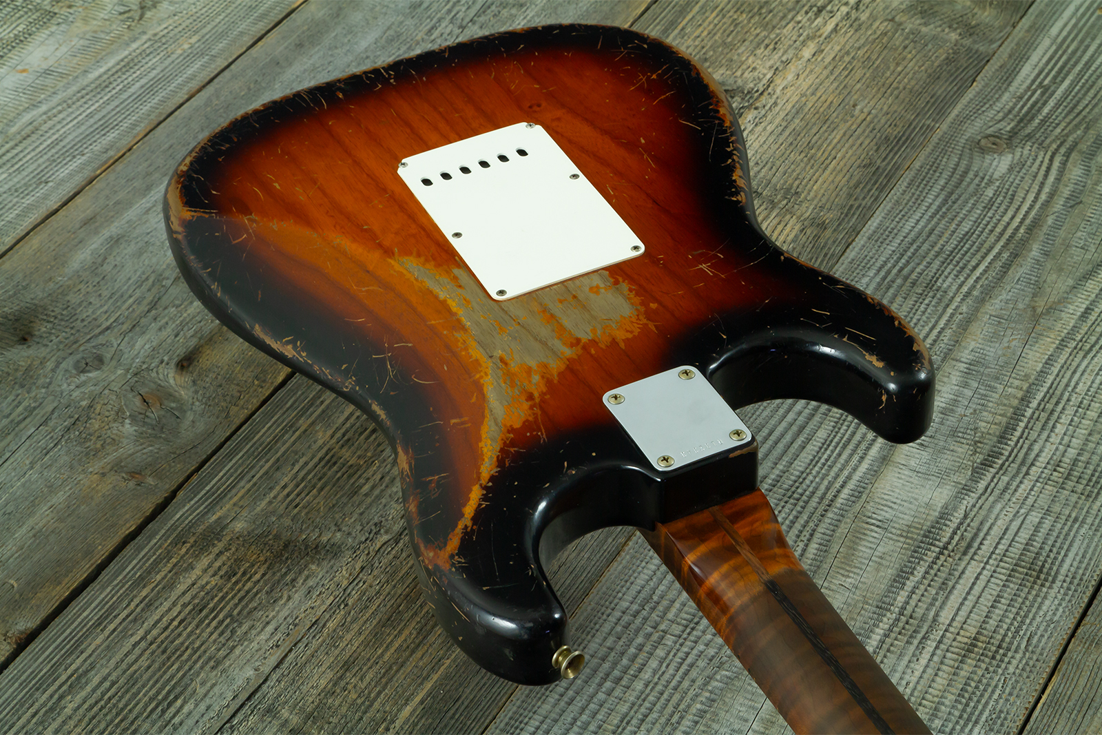 Fender Custom Shop Strat 50s Mb A.macnutt 3s Trem Rw #r132343 - Heavy Relic 2-color Sunburst - Guitarra eléctrica con forma de str. - Variation 10
