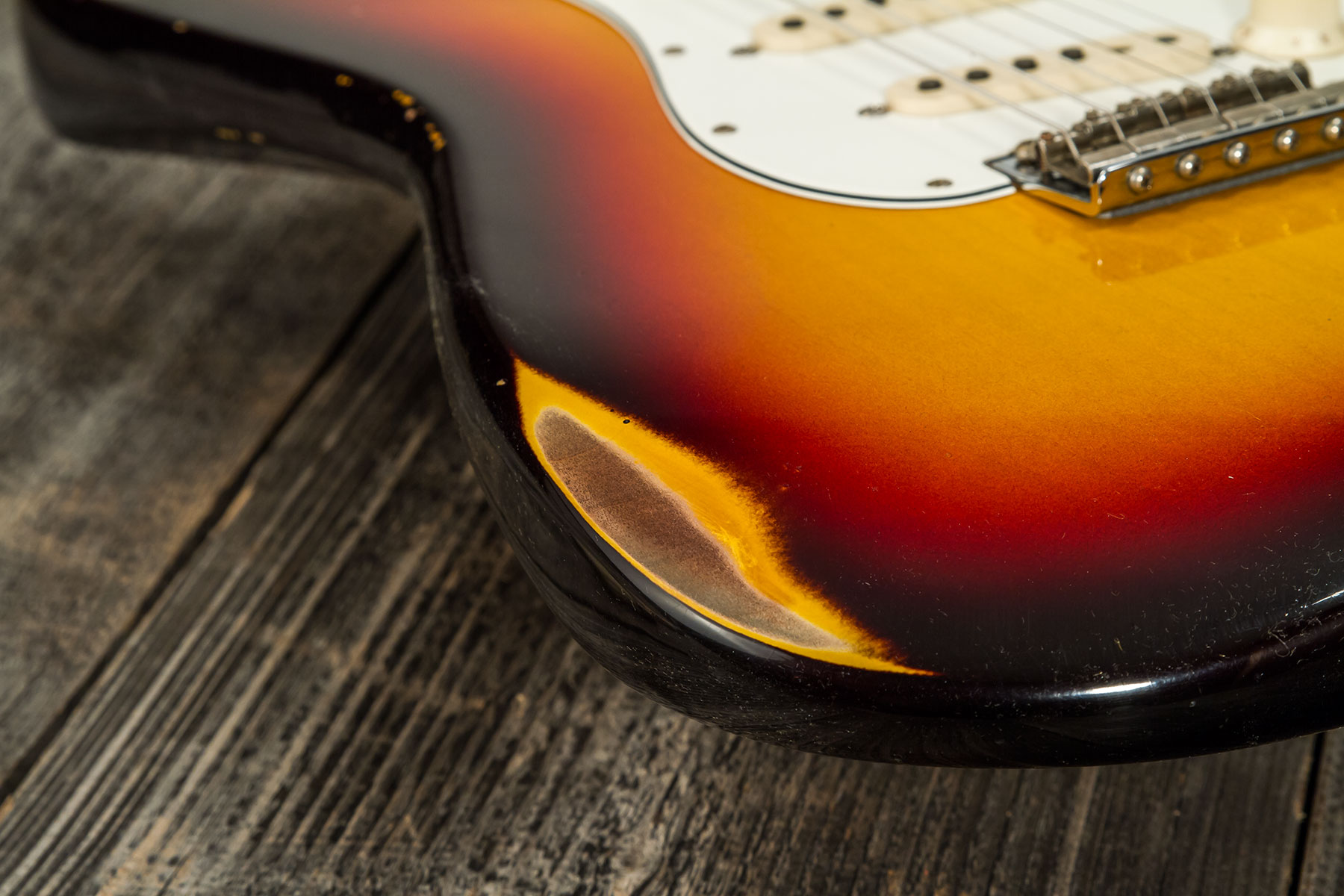 Fender Custom Shop Strat Late 64 3s Trem Rw #cz568169 - Relic Target 3-color Sunburst - Guitarra eléctrica con forma de str. - Variation 5
