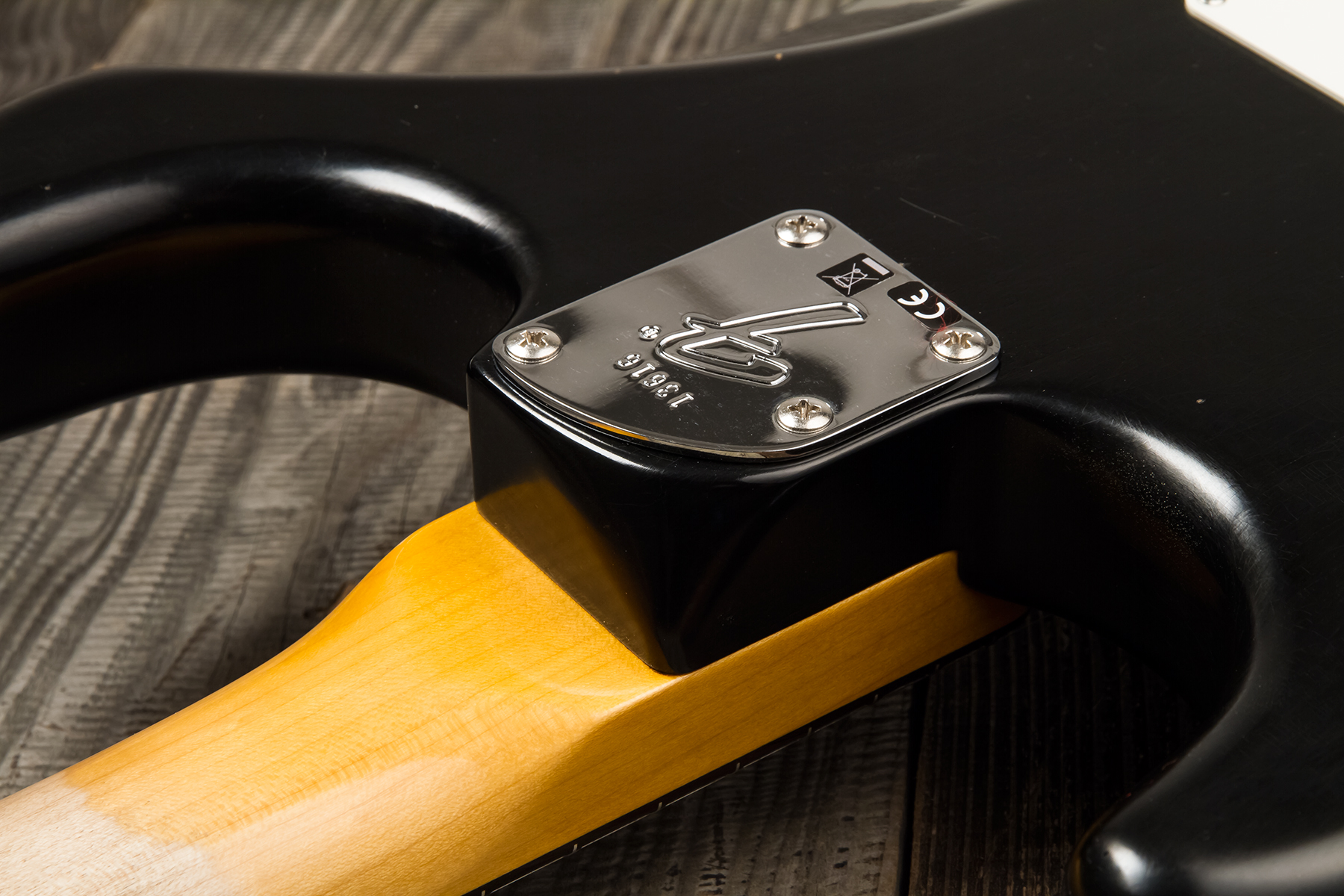 Fender Custom Shop Strat Postmodern 3s Trem Rw #xn13616 - Journeyman Relic Aged Black - Guitarra eléctrica con forma de str. - Variation 5