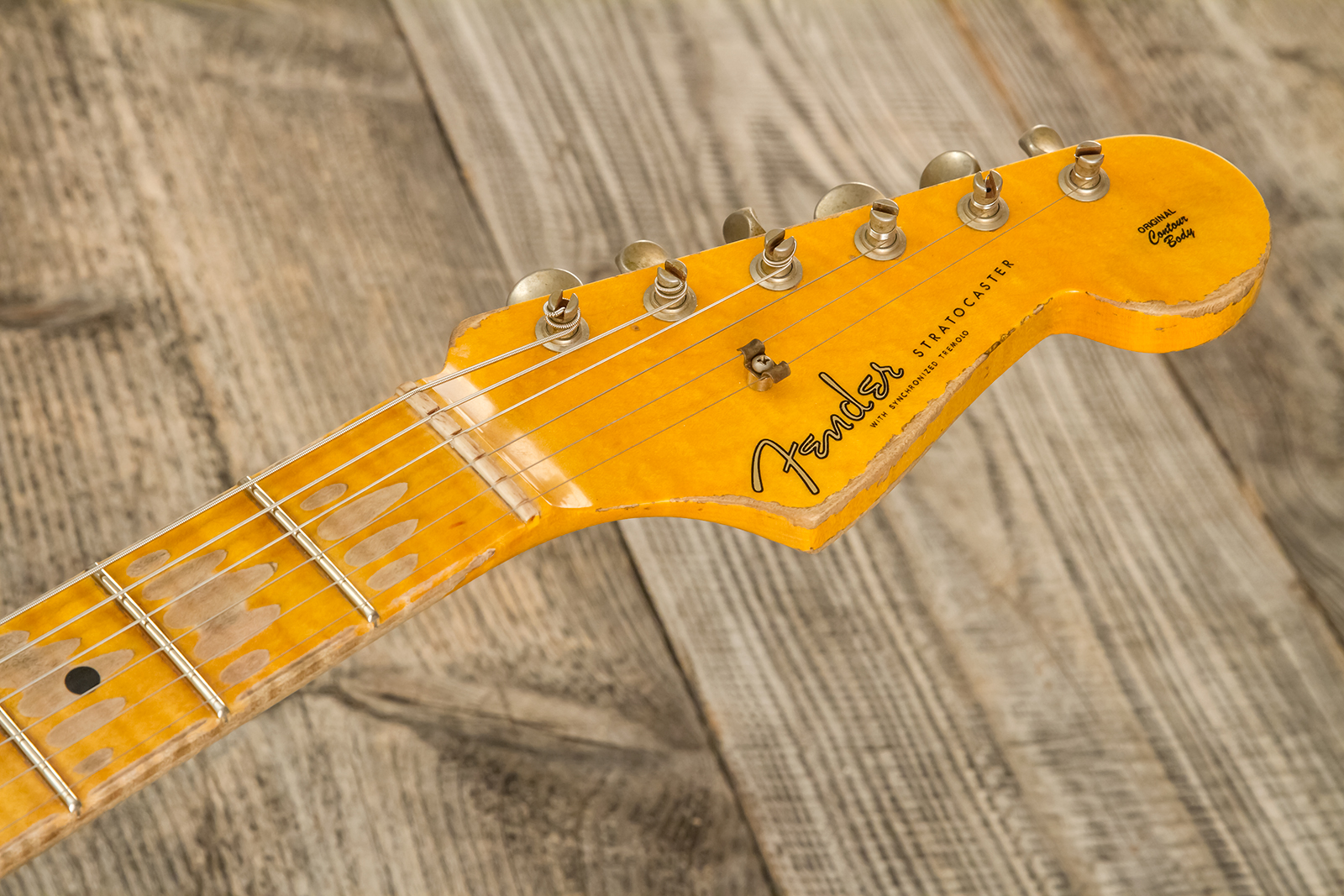Fender Custom Shop Strat Red Hot 3s Trem #cz584115 - Super Heavy Relic White Blonde - Guitarra eléctrica con forma de str. - Variation 12