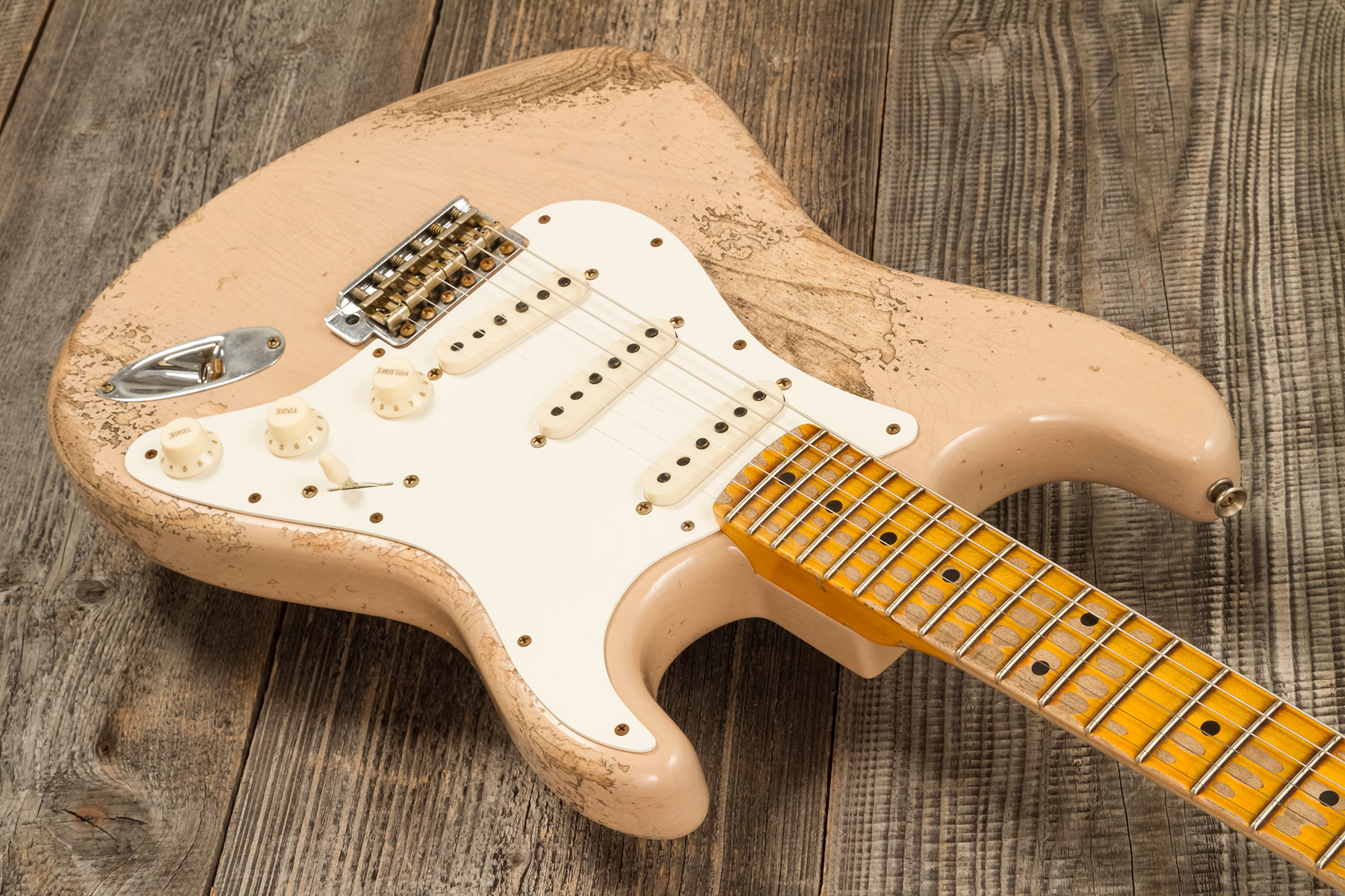Fender Custom Shop Strat Red Hot 3s Trem Mn #cz579453 - Super Heavy Relic White Blonde - Guitarra eléctrica con forma de str. - Variation 2