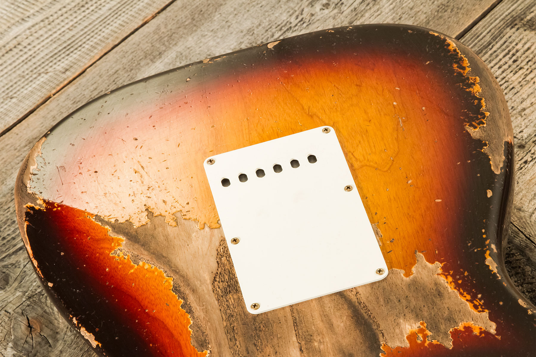 Fender Custom Shop Strat Red Hot 3s Trem Mn #cz580650 - Super Heavy Relic Chocolate 3-color Sunburst - Guitarra eléctrica con forma de str. - Variatio