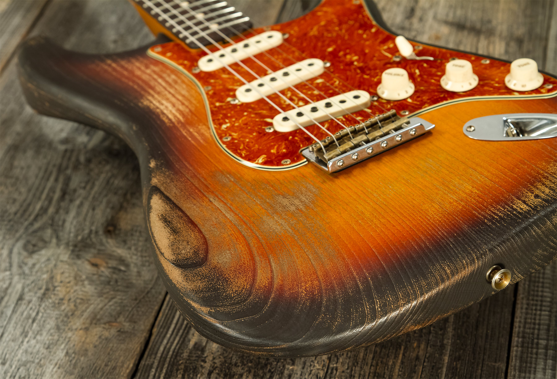 Fender Custom Shop Strat Sandblasted Masterbuilt P.walker #r117542 - Heavy Relic 3-color Sunburst - Guitarra eléctrica con forma de str. - Variation 2