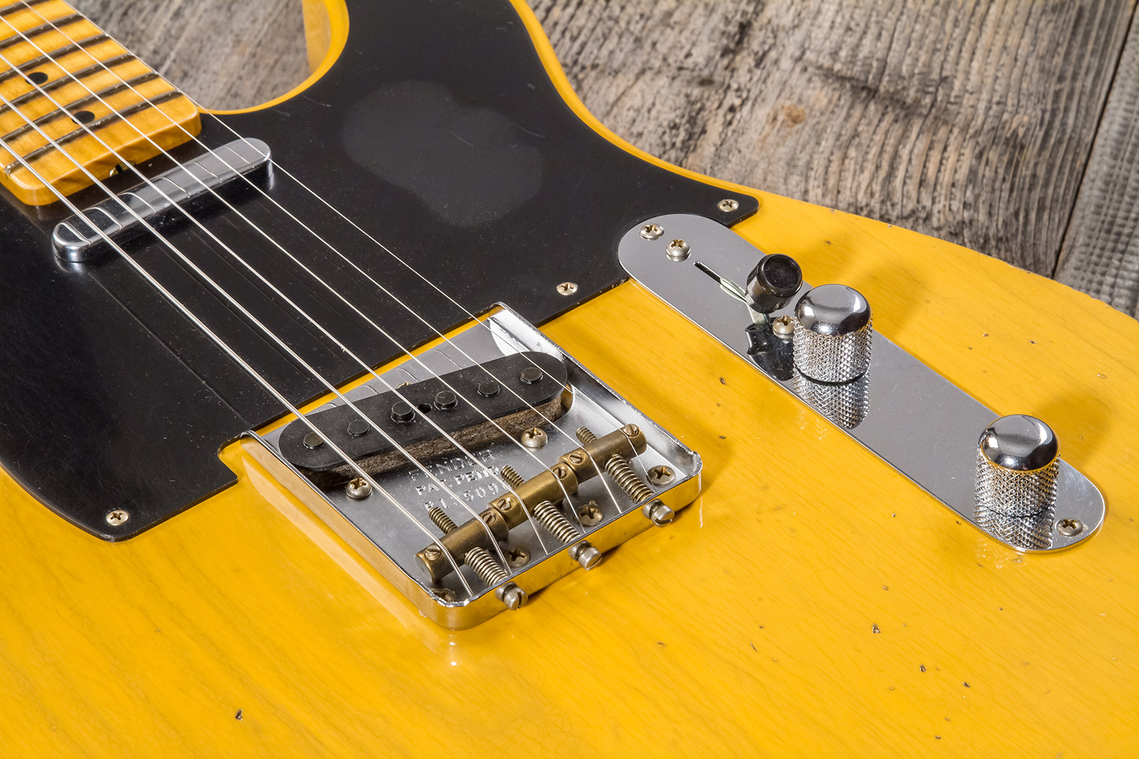 Fender Custom Shop Tele 1952 2s Ht Mn #r135090 - Relic Aged Butterscotch Blonde - Guitarra eléctrica con forma de tel - Variation 4