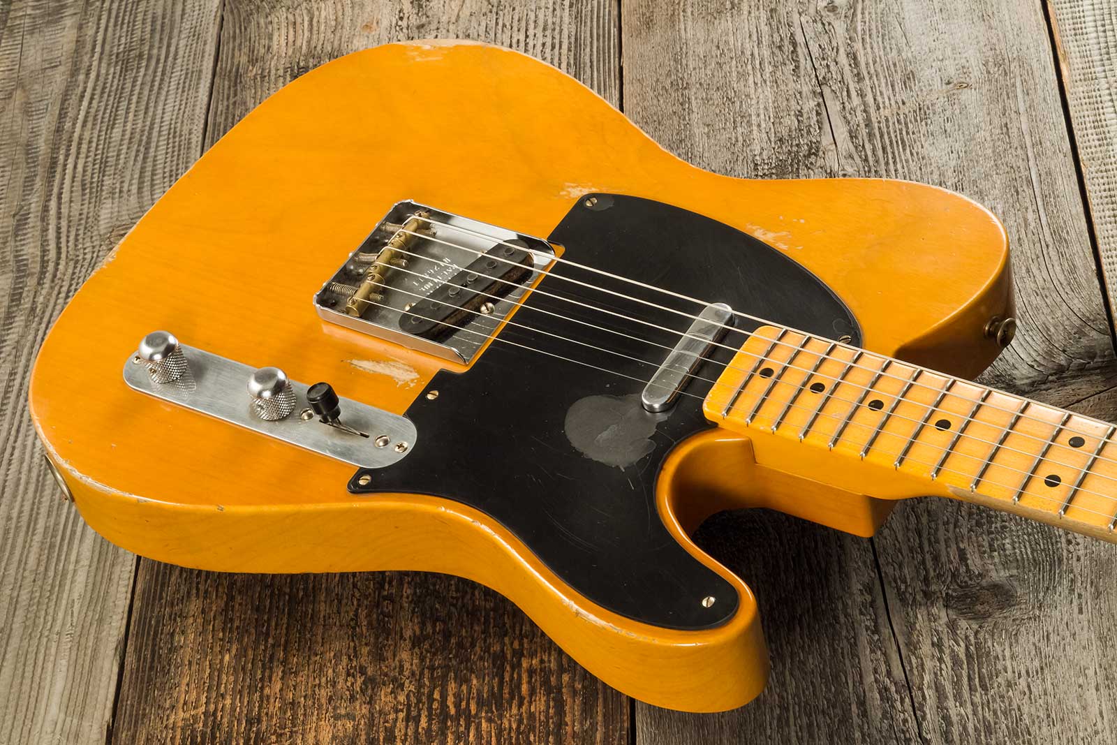Fender Custom Shop Tele 1952 Masterbuilt A.hicks 2s Ht Mn #r126811 - Relic Smoked Butterscotch Blonde - Guitarra eléctrica con forma de tel - Variatio