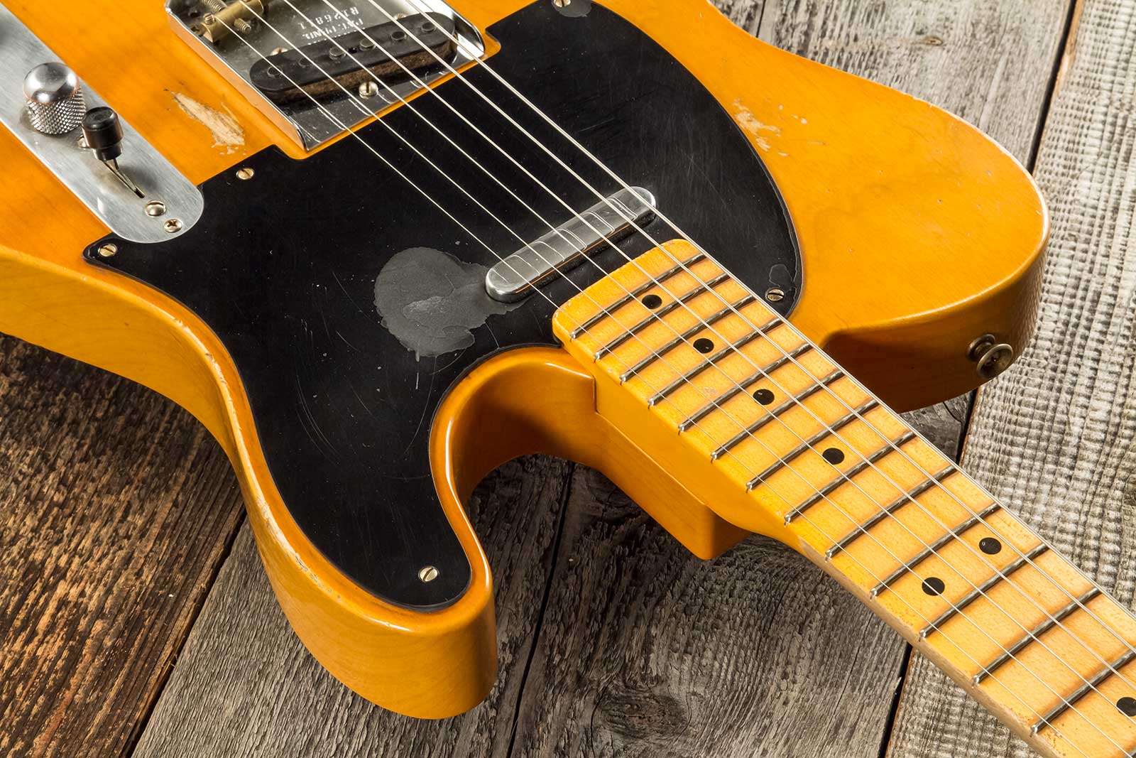 Fender Custom Shop Tele 1952 Masterbuilt A.hicks 2s Ht Mn #r126811 - Relic Smoked Butterscotch Blonde - Guitarra eléctrica con forma de tel - Variatio