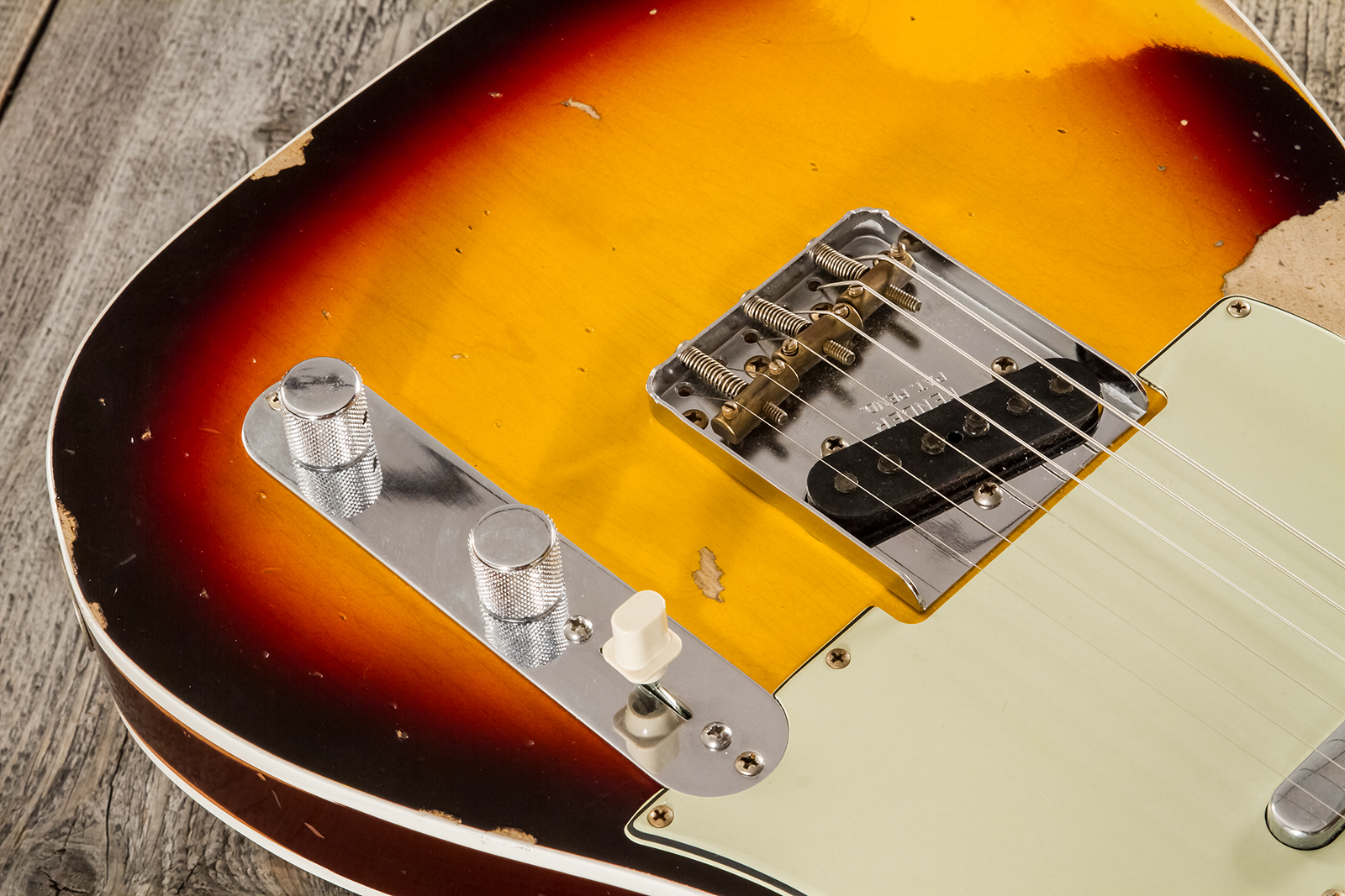 Fender Custom Shop Tele 1960 2s Ht Rw - Heavy Relic Chocolate 3-color Sunburst - Guitarra eléctrica con forma de tel - Variation 9
