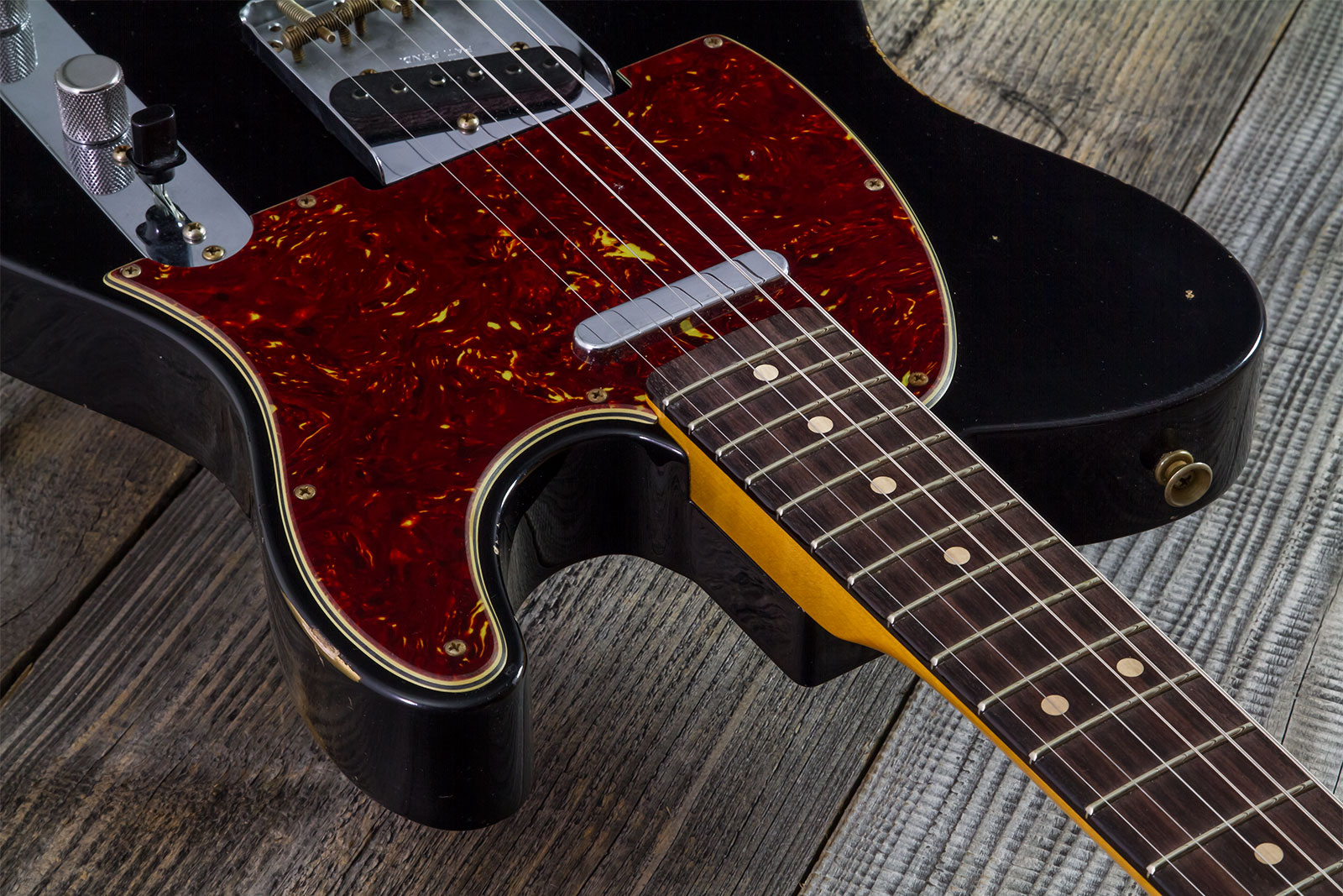 Fender Custom Shop Tele 1963 2s Ht Rw #r143447 - Black Over Hle Gold - Guitarra eléctrica con forma de tel - Variation 4