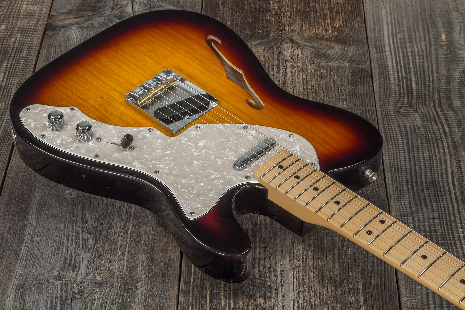 Fender Custom Shop Tele Thinline '50s 2s Ht Mn #r128616 - Closet Classic 2-color Sunburst - Guitarra eléctrica con forma de tel - Variation 2