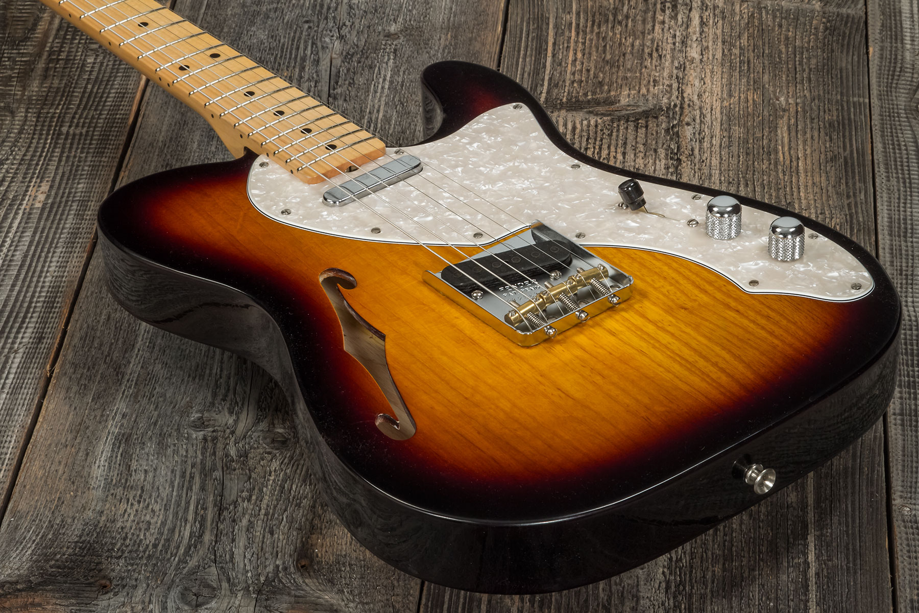 Fender Custom Shop Tele Thinline '50s 2s Ht Mn #r128616 - Closet Classic 2-color Sunburst - Guitarra eléctrica con forma de tel - Variation 3