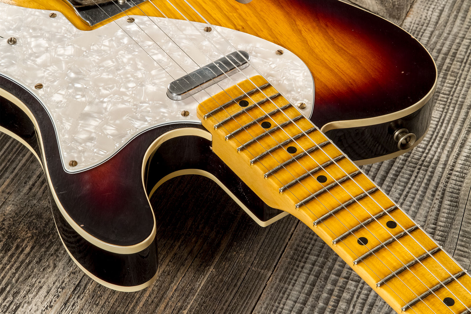 Fender Custom Shop Tele Thinline 50s Mn #cz574212 - Journeyman Relic Aged 2-color Sunburst - Guitarra eléctrica con forma de tel - Variation 5
