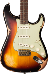 Guitarra eléctrica con forma de str. Fender Custom Shop 1962 Stratocaster #CZ580826 - Heavy relic 3-color sunburst