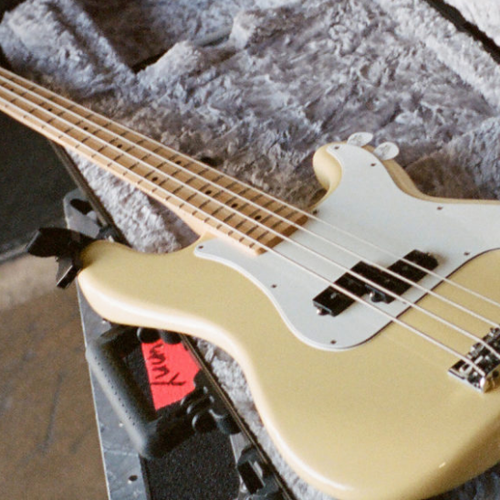 Fender Precision Bass Player Mex Mn - Buttercream - Bajo eléctrico de cuerpo sólido - Variation 6