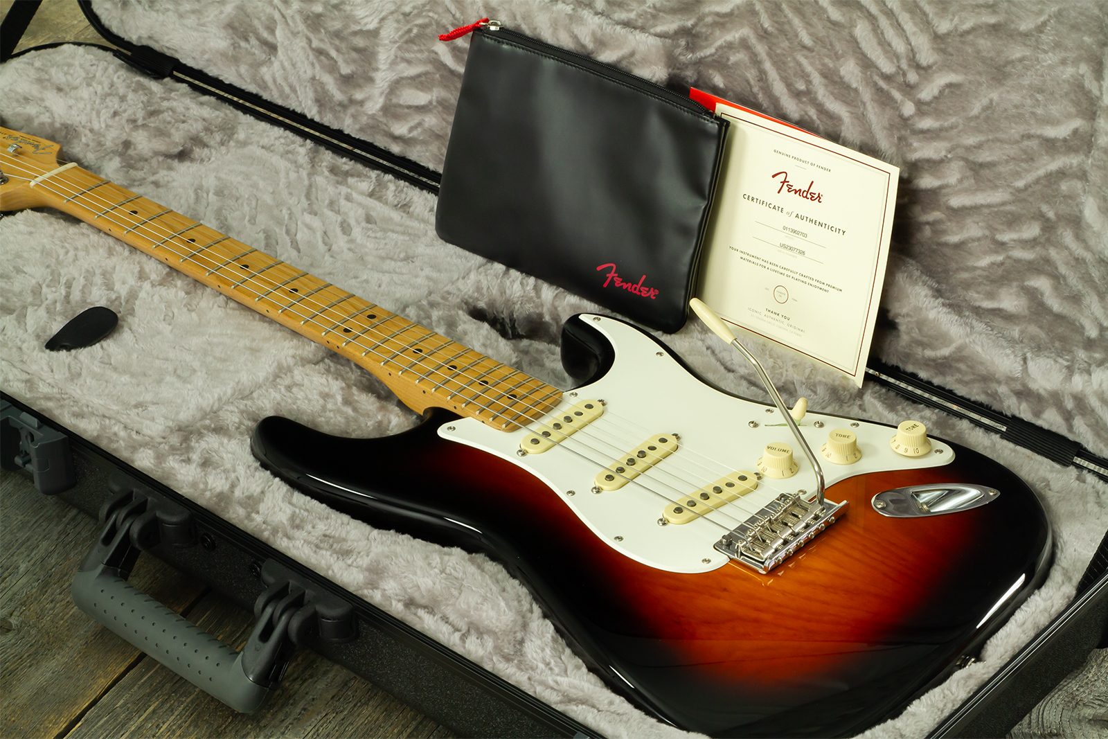Fender Strat American Pro Ii Ltd 3s Trem Mn #us23077326 - 2-color Sunburst - Guitarra eléctrica con forma de str. - Variation 13