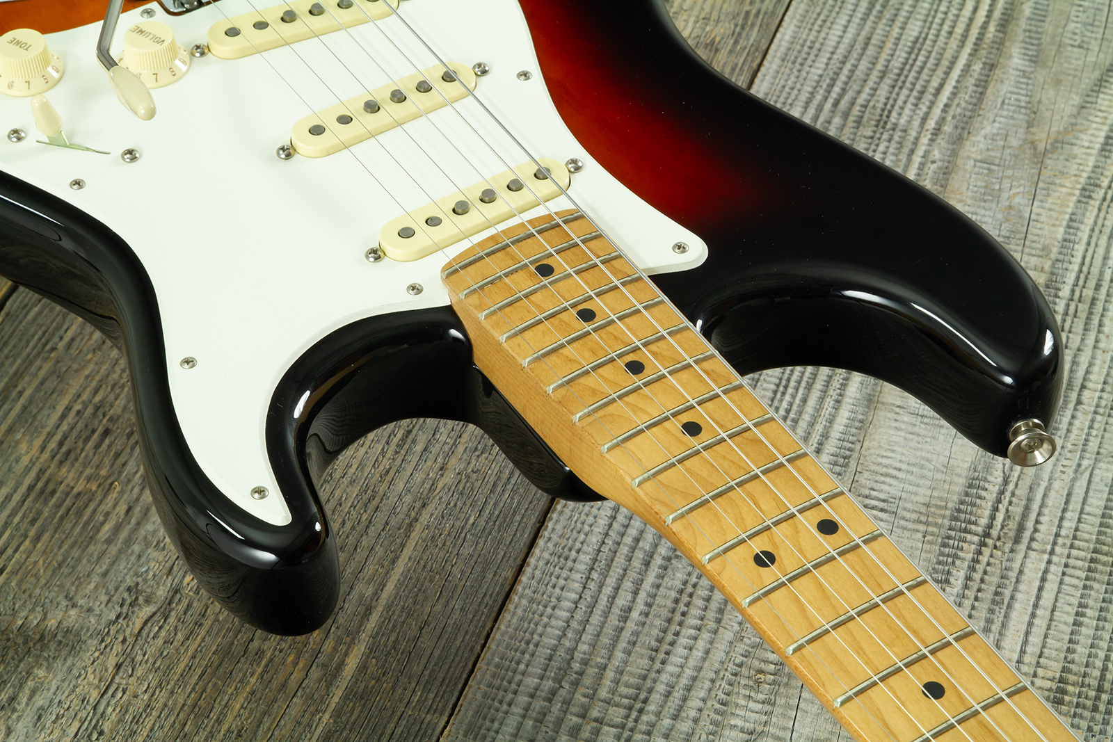 Fender Strat American Pro Ii Ltd 3s Trem Mn #us23077326 - 2-color Sunburst - Guitarra eléctrica con forma de str. - Variation 5
