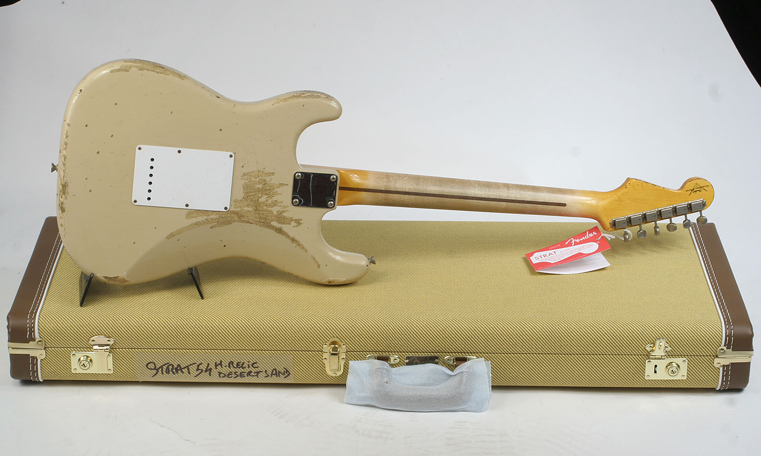 Fender Custom Shop Strat 1954 60th Anniversary Mn - Heavy Relic, Desert Sand - Guitarra eléctrica con forma de str. - Variation 2
