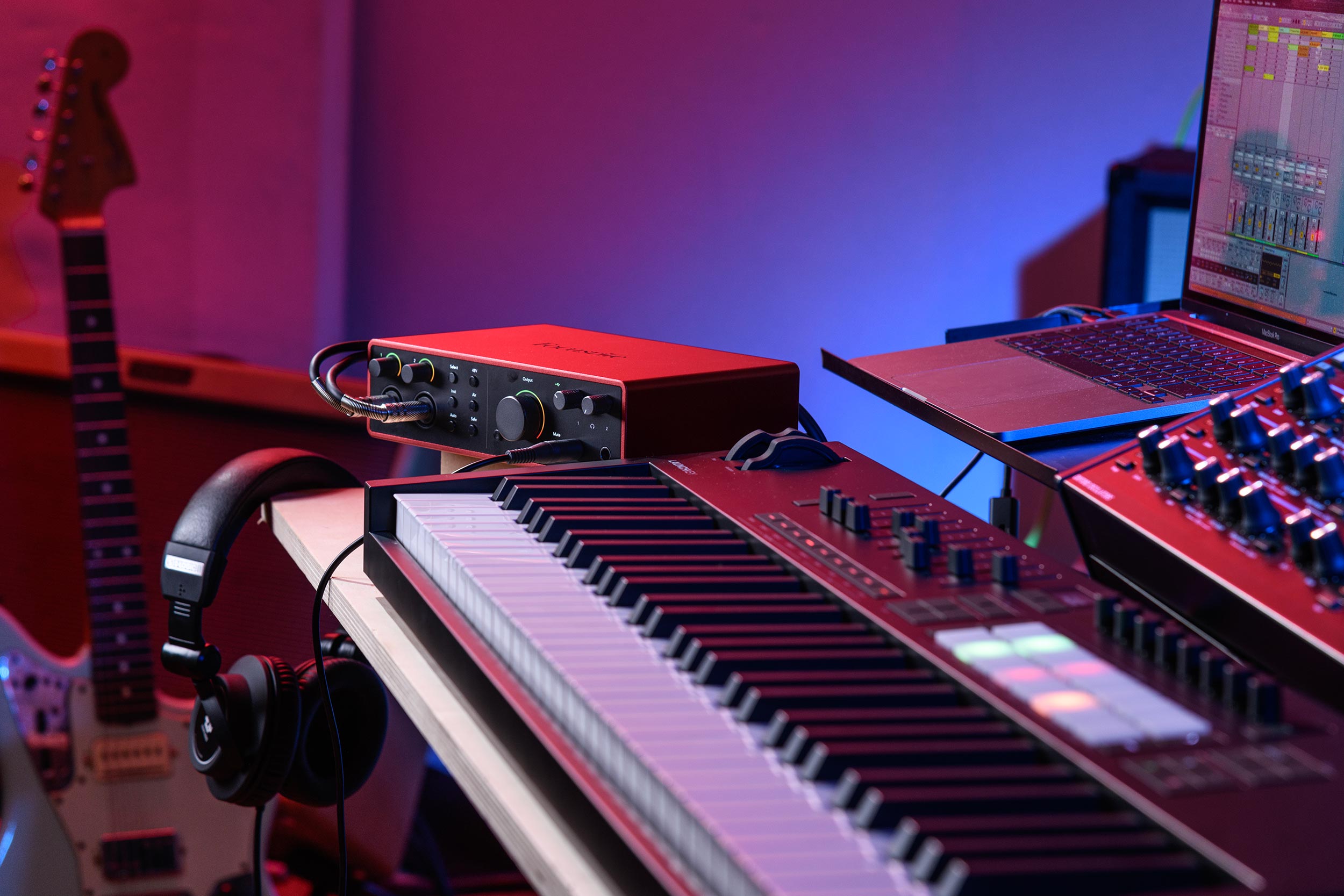 Focusrite Carte Son Usb - Interface de audio USB - Variation 6