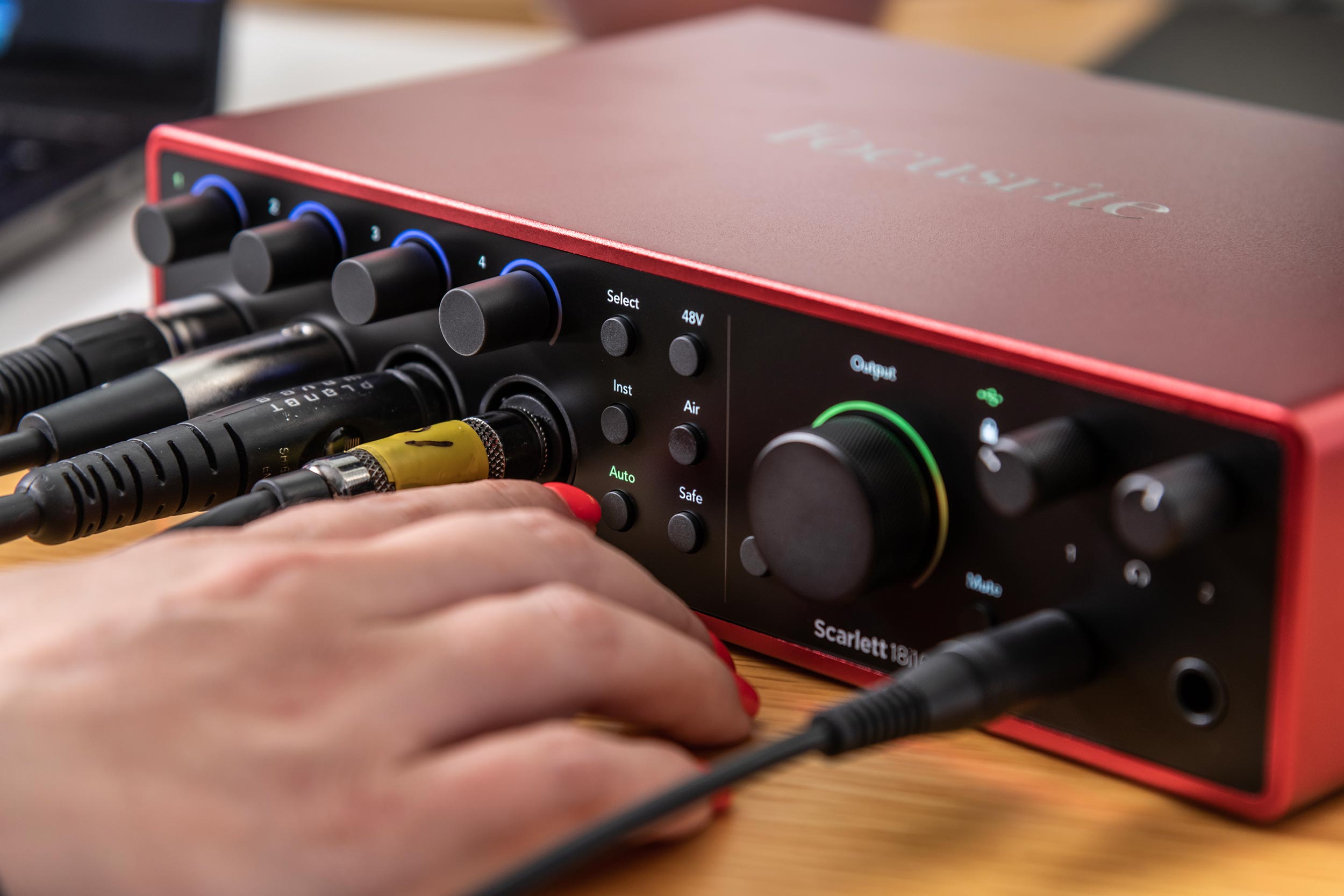 Focusrite Scarlett 18i16 De 4e Generation - Interface de audio USB - Variation 7