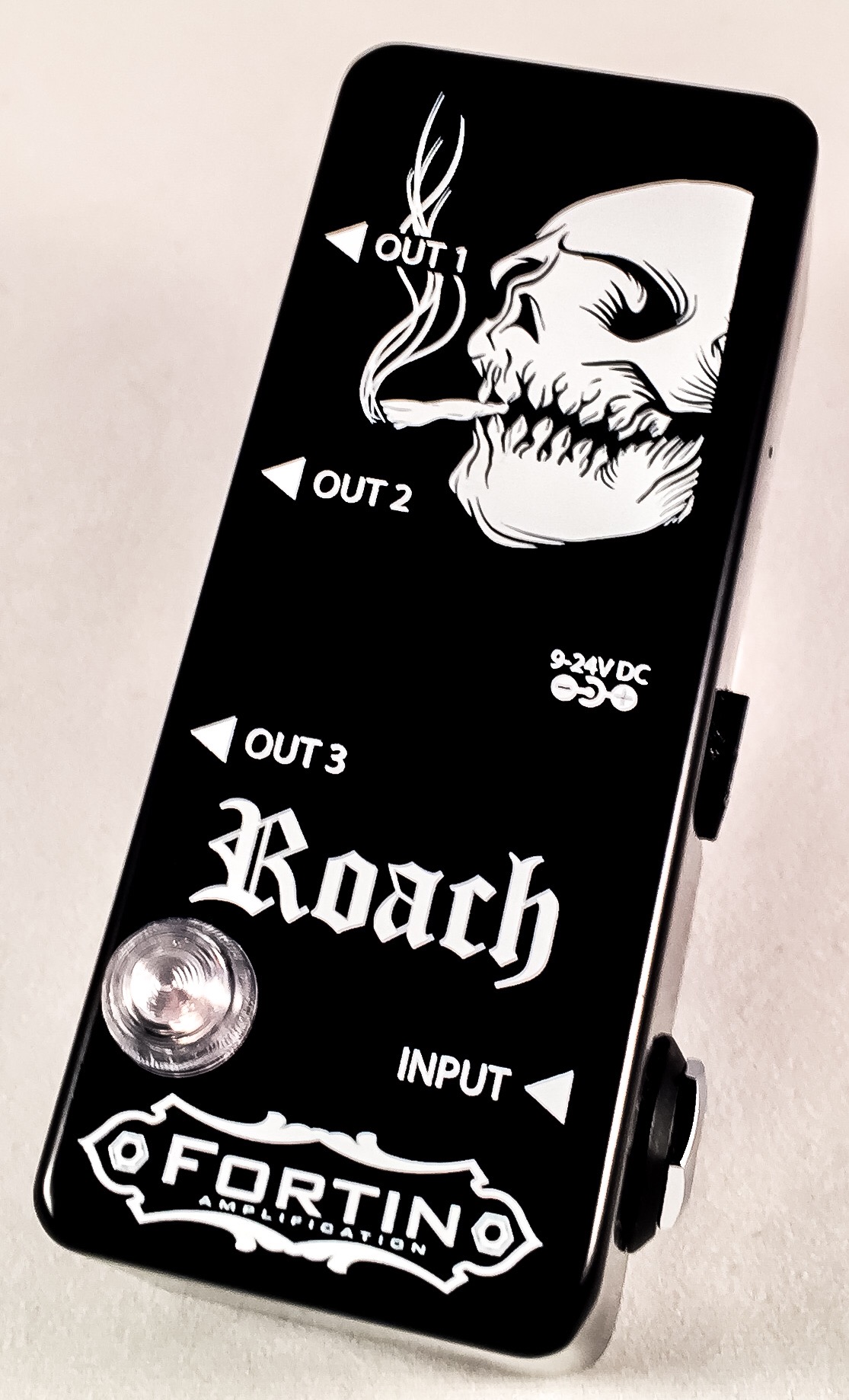 Fortin Amps Roach 3-way Splitter - Pedalera de control - Variation 1