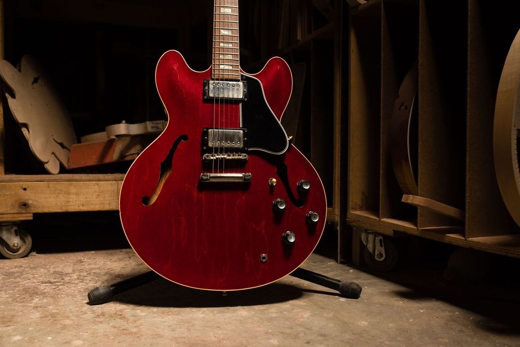 Gibson Custom Shop Historic Es335 Reissue 1961 2h Ht Rw - Vos Sixties Cherry - Guitarra eléctrica semi caja - Variation 3