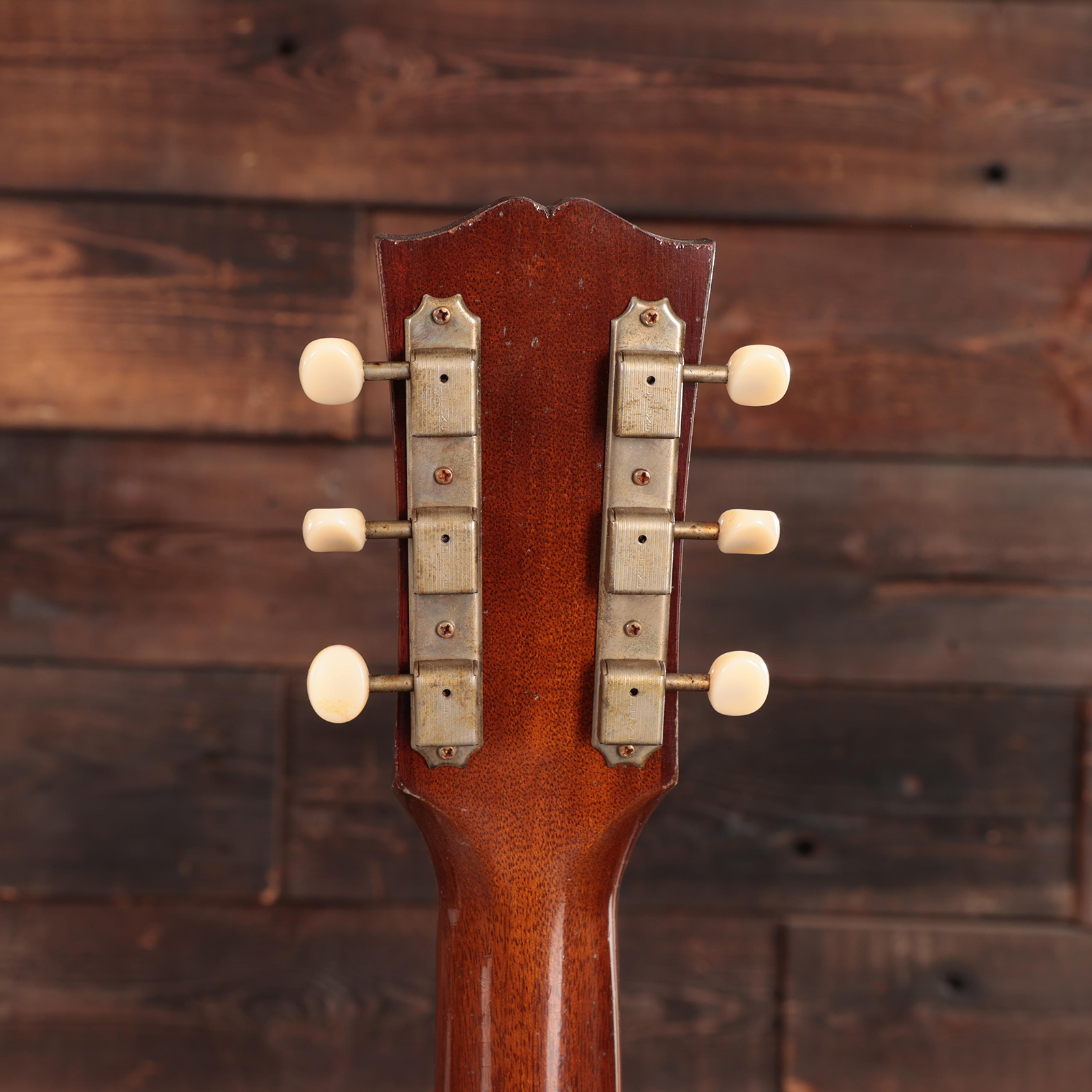 Gibson Custom Shop J45 1955 Dreadnought Epicea Acajou Rw - Murphy Lab Light Aged Vintage Sunburst - Guitarra folk - Variation 8