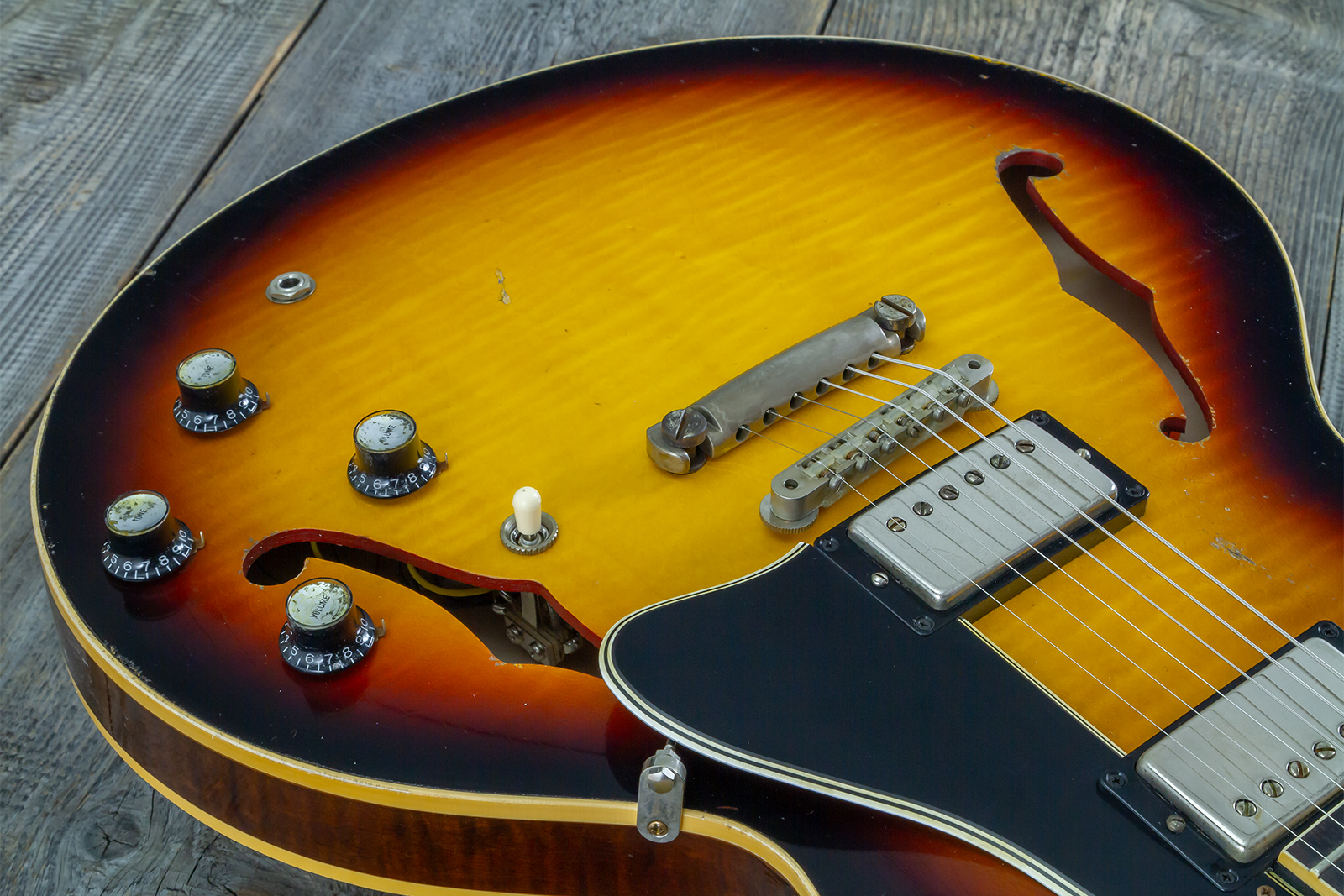 Gibson Custom Shop M2m Es335 1964 Reissue 2h Ht Rw #150092 - Murphy Lab Light Aged Vintage Burst - Guitarra eléctrica semi caja - Variation 3