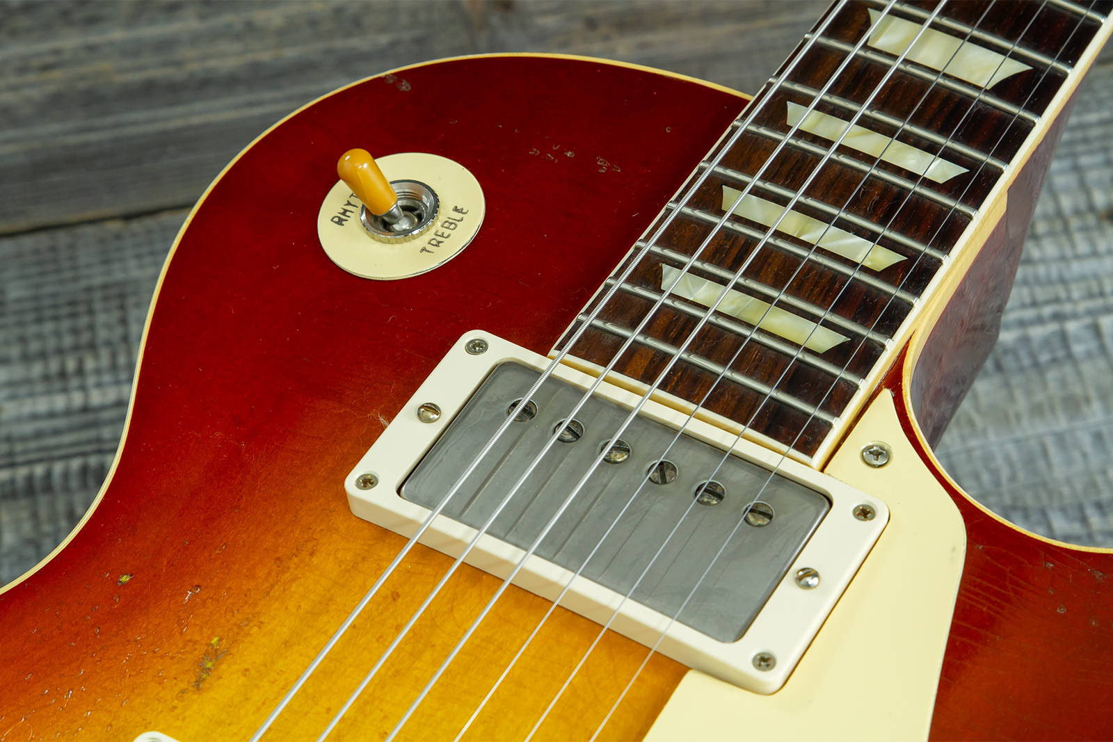 Gibson Custom Shop M2m Les Paul Standard 1958 2h Ht Rw #80780 - Heavy Aged '58 Burst - Guitarra eléctrica de corte único. - Variation 13