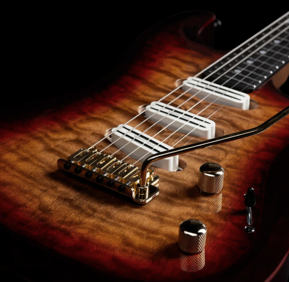 Godin Artisan Stiii 3h Trem En - Whiskey Burst - Guitarra eléctrica con forma de str. - Variation 3