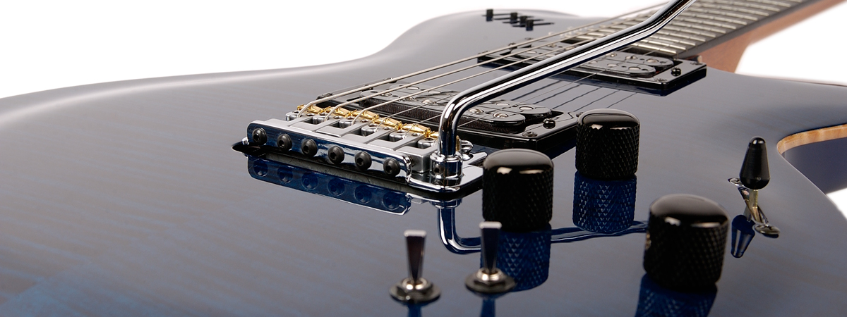 Godin Lgxt Sa Hh Seymour Duncan Piezo Midi Trem Ric - Trans Blue Flame Aaa - Guitarra eléctrica de modelización - Variation 1