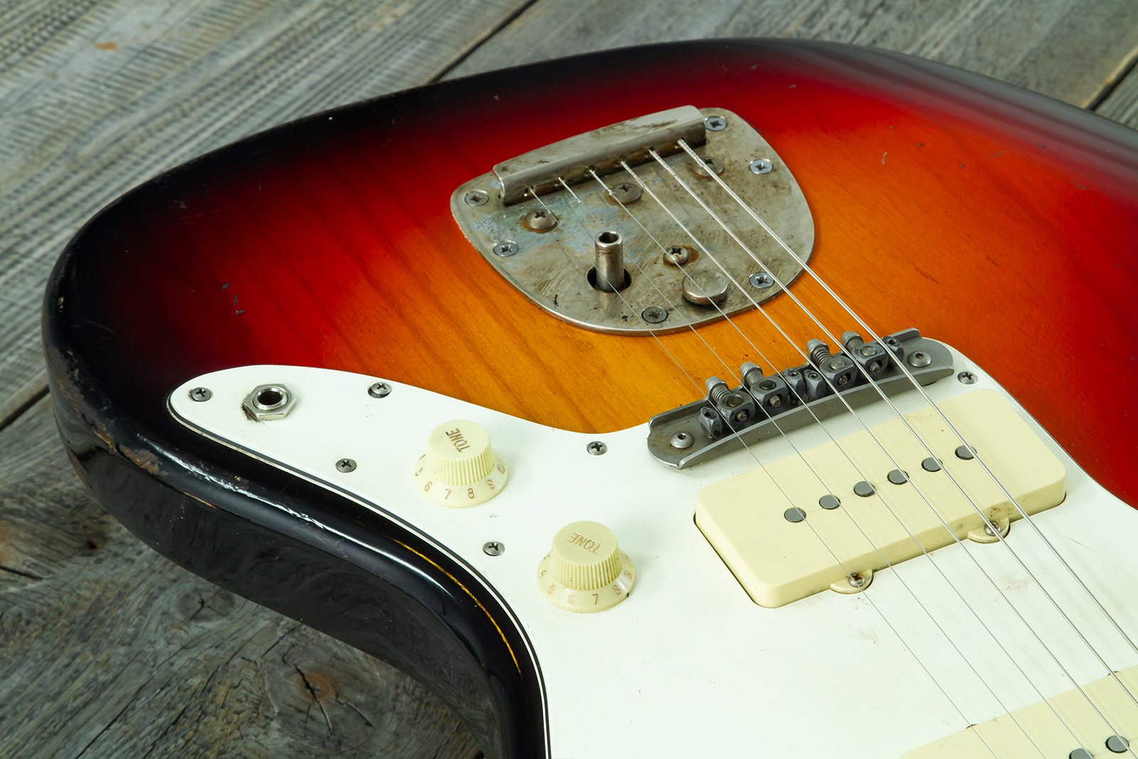 Haar Guitars Trad Jm 2s Fralin #43593 - Aged 3 Tone Sunburst - Guitarra electrica retro rock - Variation 4