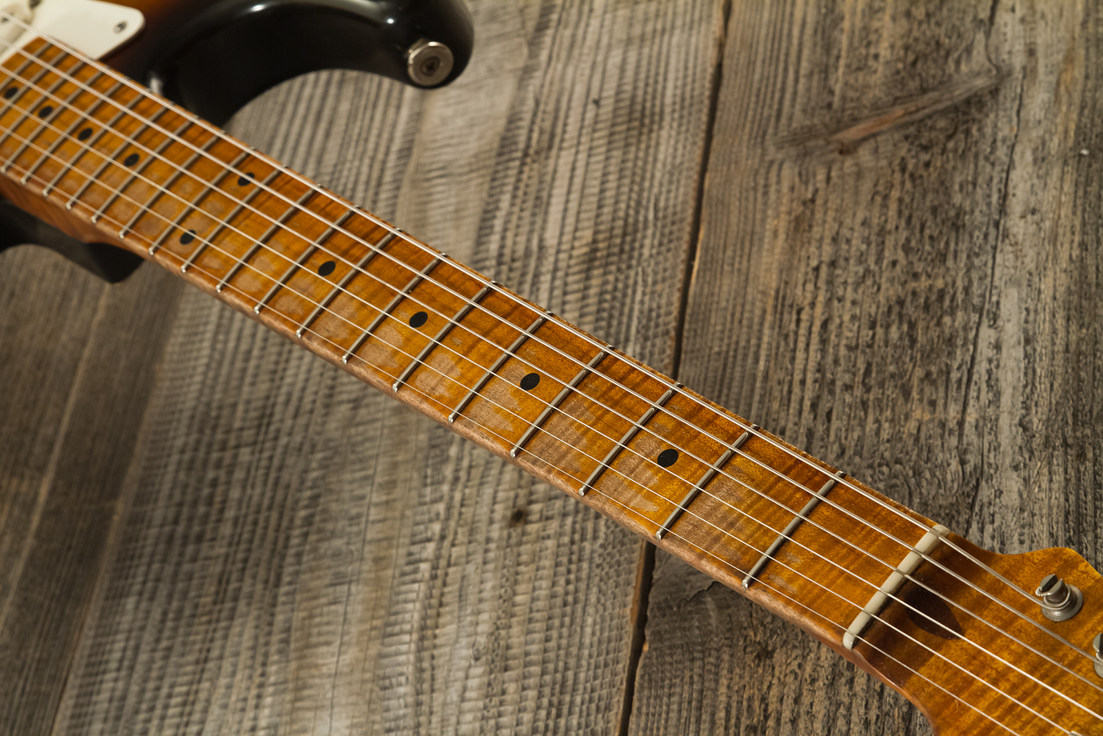 Haar Guitars Trad S 3s Lindy Fralin Trem Mn #42272 - Aged 2-tone Tobacco - Guitarra eléctrica con forma de str. - Variation 6