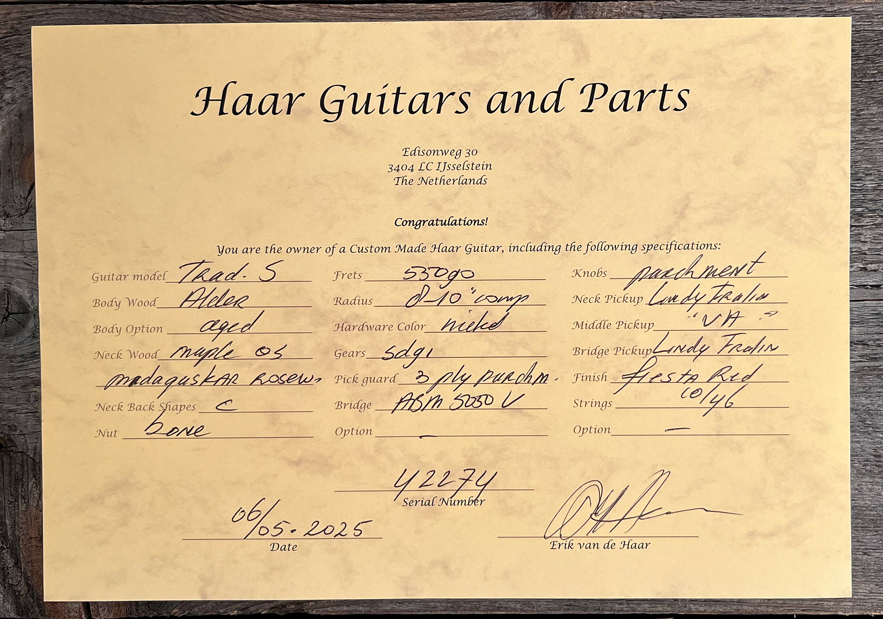 Haar Guitars Trad S 3s Lindy Fralin Trem Rw #42274 - Aged Fiesta Red - Guitarra eléctrica con forma de str. - Variation 10