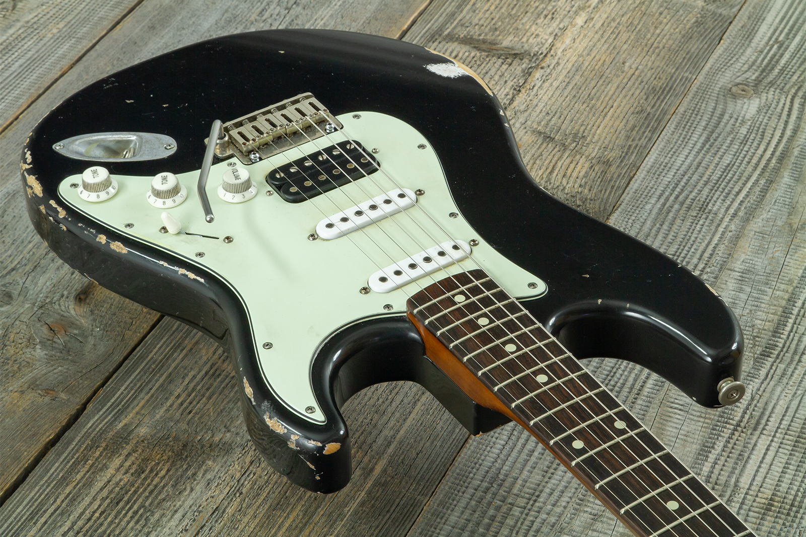 Haar Guitars Trad S Hss Amber Trem Rw #43517 - Aged Black - Guitarra eléctrica con forma de str. - Variation 2