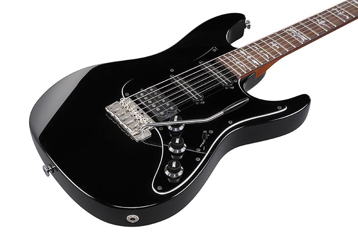 Ibanez Andy Timmons Atz300 Bk Jap Signature 3h Dimarzio Trem Rw - Black - Guitarra eléctrica de autor - Variation 2