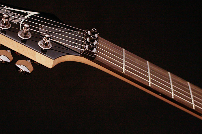 Ibanez S520 Wk Standard Hh Fr Jat - Weathered Black - Guitarra eléctrica con forma de str. - Variation 2
