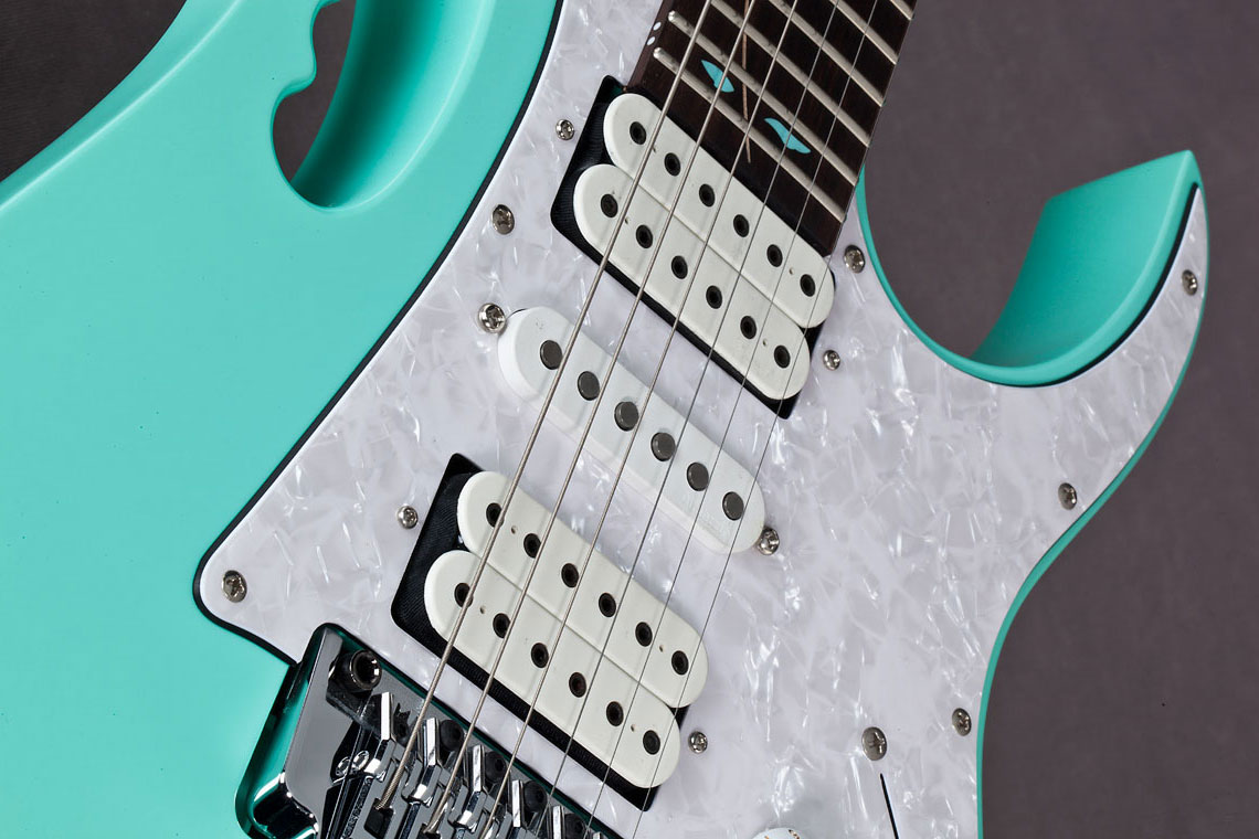 Ibanez Steve Vai Jem70v Sfg Premium Hsh Dimarzio Fr - Sea Foam Green - Guitarra eléctrica con forma de str. - Variation 2