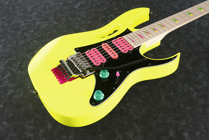 Ibanez Steve Vai Jem777 Dy Japan Hsh Dimarzio Fr - Desert Sun Yellow - Guitarra eléctrica con forma de str. - Variation 1