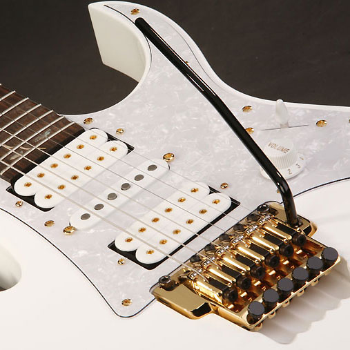 Ibanez Steve Vai Jem7v Wh Prestige Japon Signature Hsh Fr Rw - White - Guitarra eléctrica con forma de str. - Variation 2