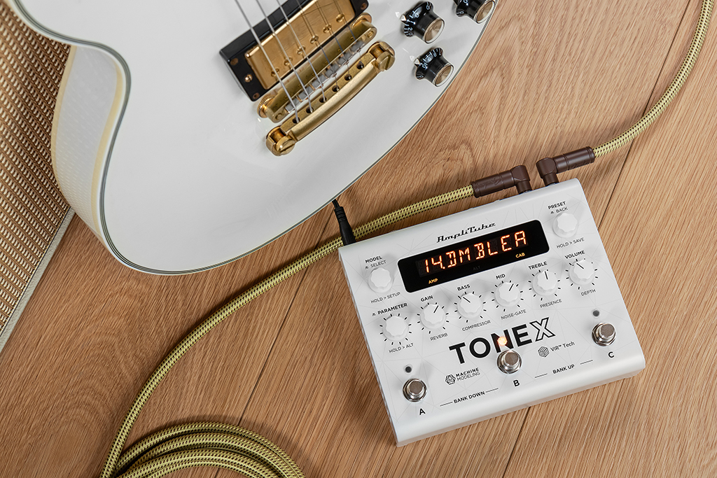 Ik Multimedia Tonex Pedal White Limited Ed - Simulacion de modelado de amplificador de guitarra - Variation 9