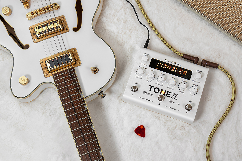 Ik Multimedia Tonex Pedal White Limited Ed - Simulacion de modelado de amplificador de guitarra - Variation 7
